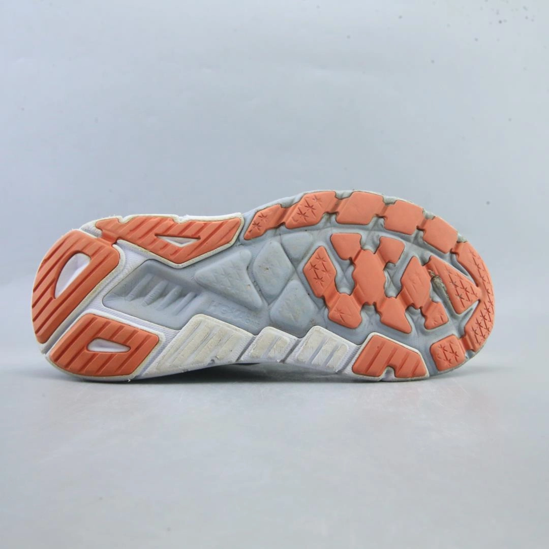 HOKA ONE ONE ARAHI 6 Hoka running shoe visuals