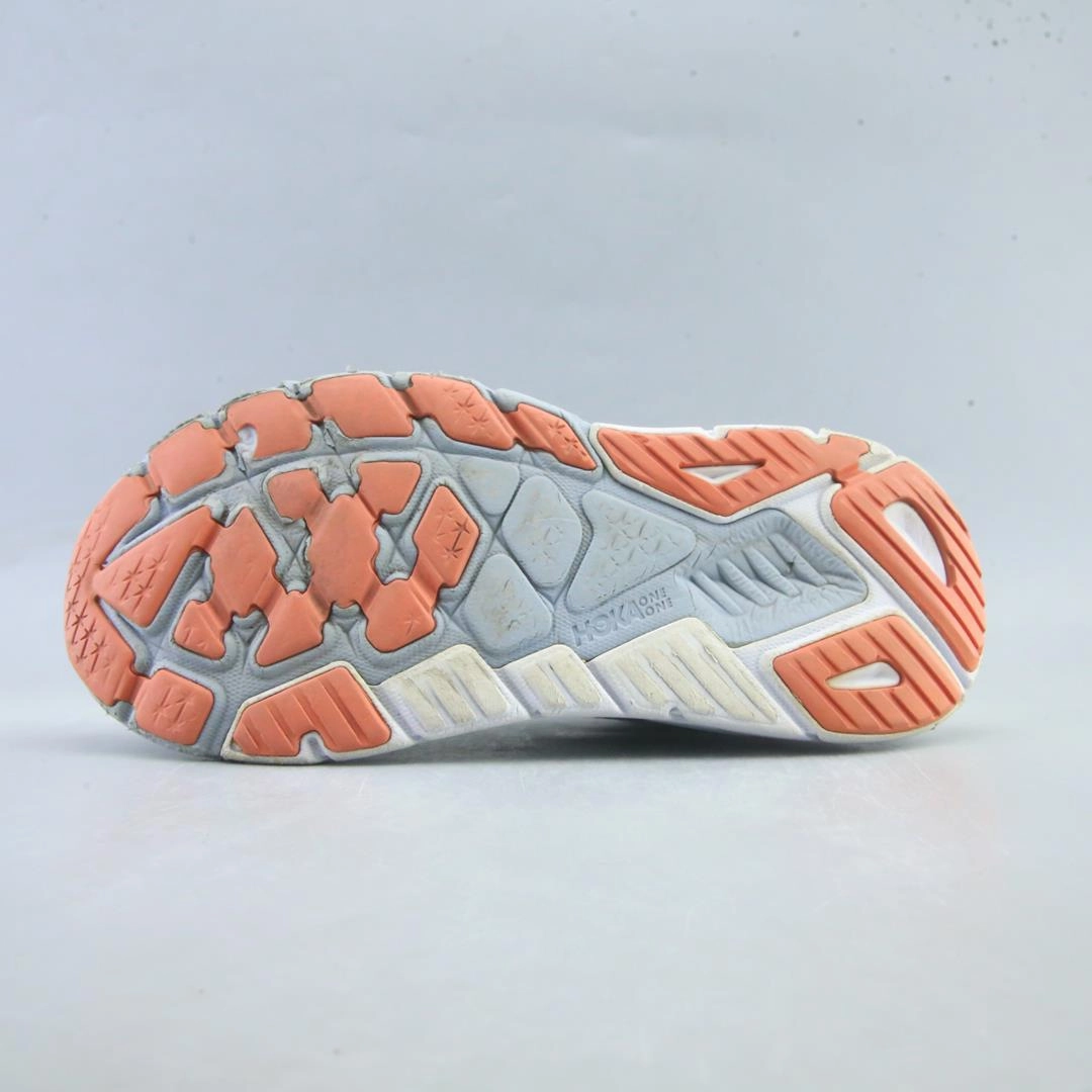 HOKA ONE ONE ARAHI 6 Hoka running shoe visuals
