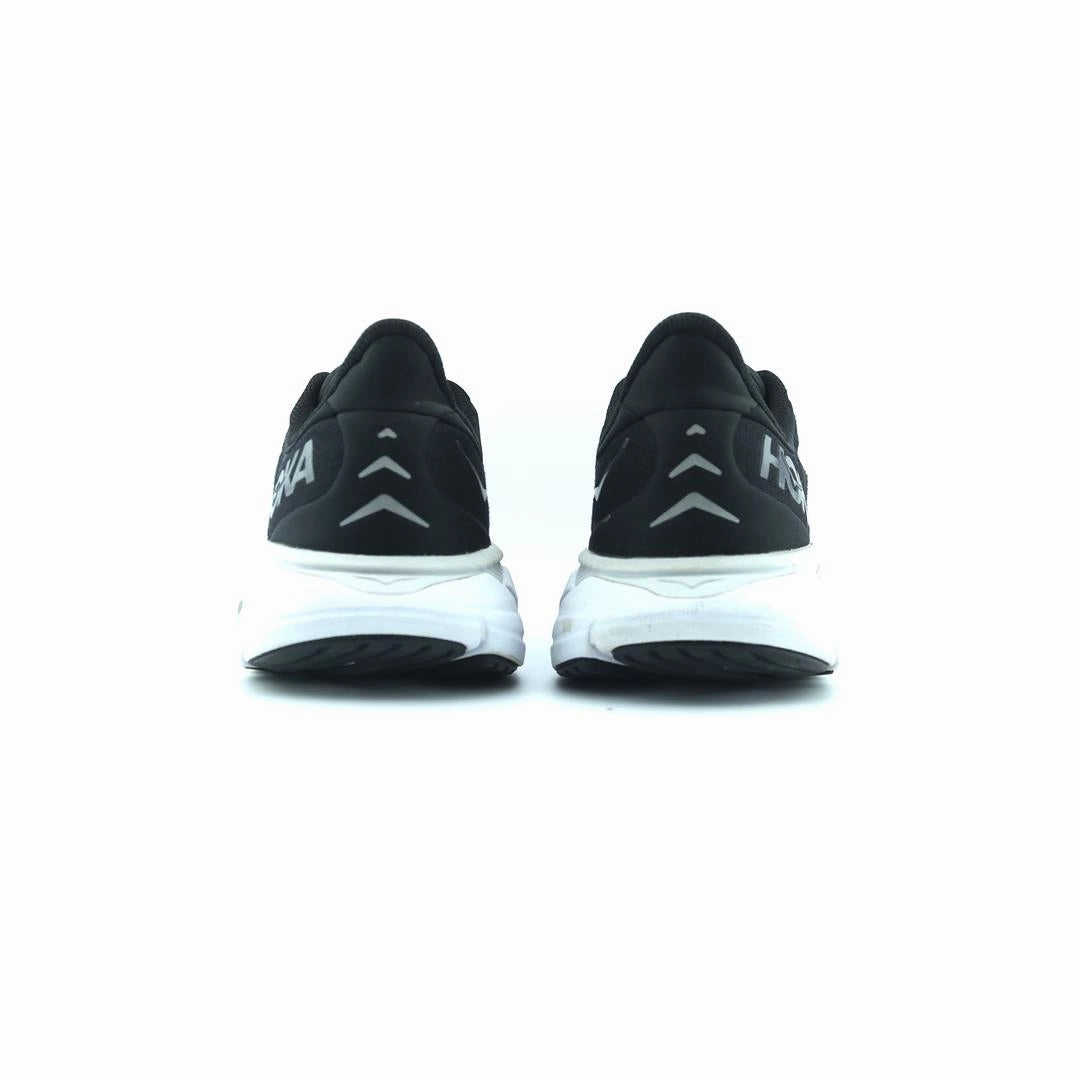 HOKA ONE ONE ARAHI 6 Hoka running shoe visuals