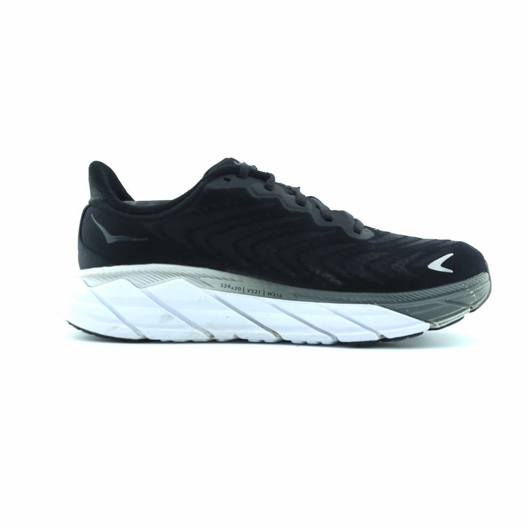 HOKA ONE ONE ARAHI 6 Hoka running shoe visuals