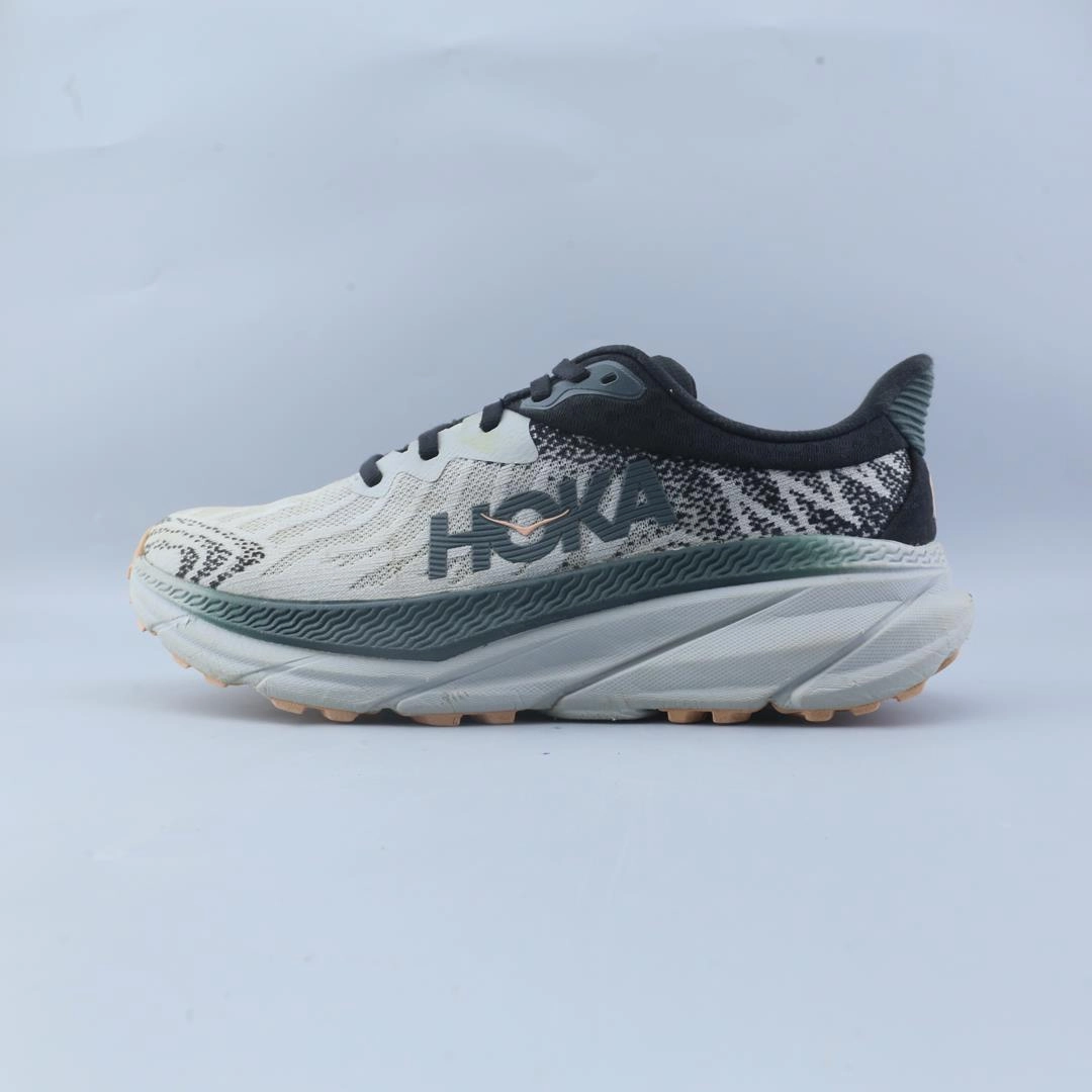 HOKA ONE ONE CHALLENGER ATR 7 Hoka versatile shoe designs