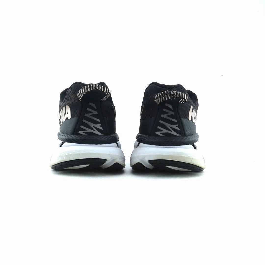 HOKA ONE ONE CLIFTON 6 Hoka running shoe visuals