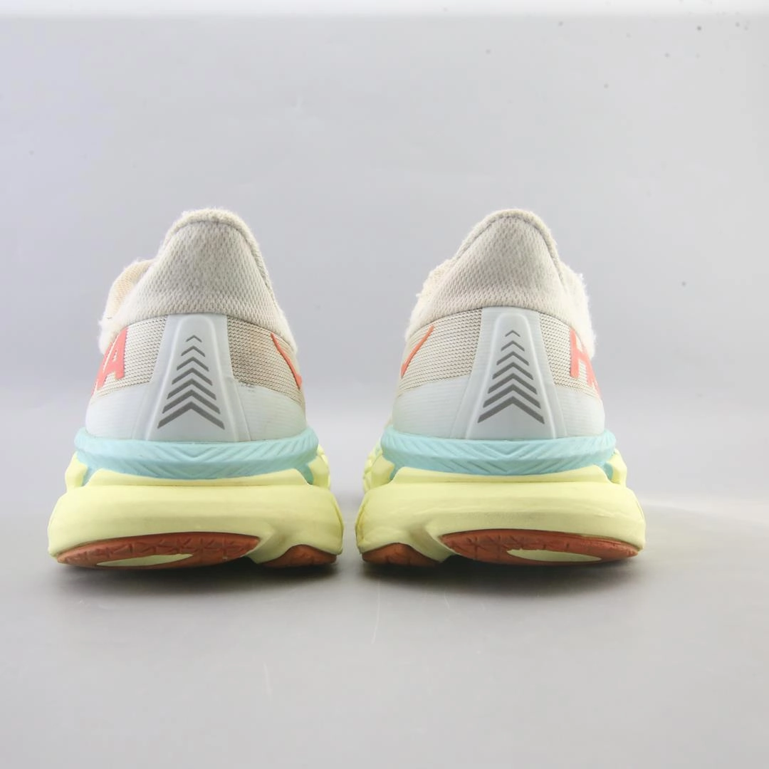 HOKA ONE ONE CLIFTON 7 Hoka running shoe visuals