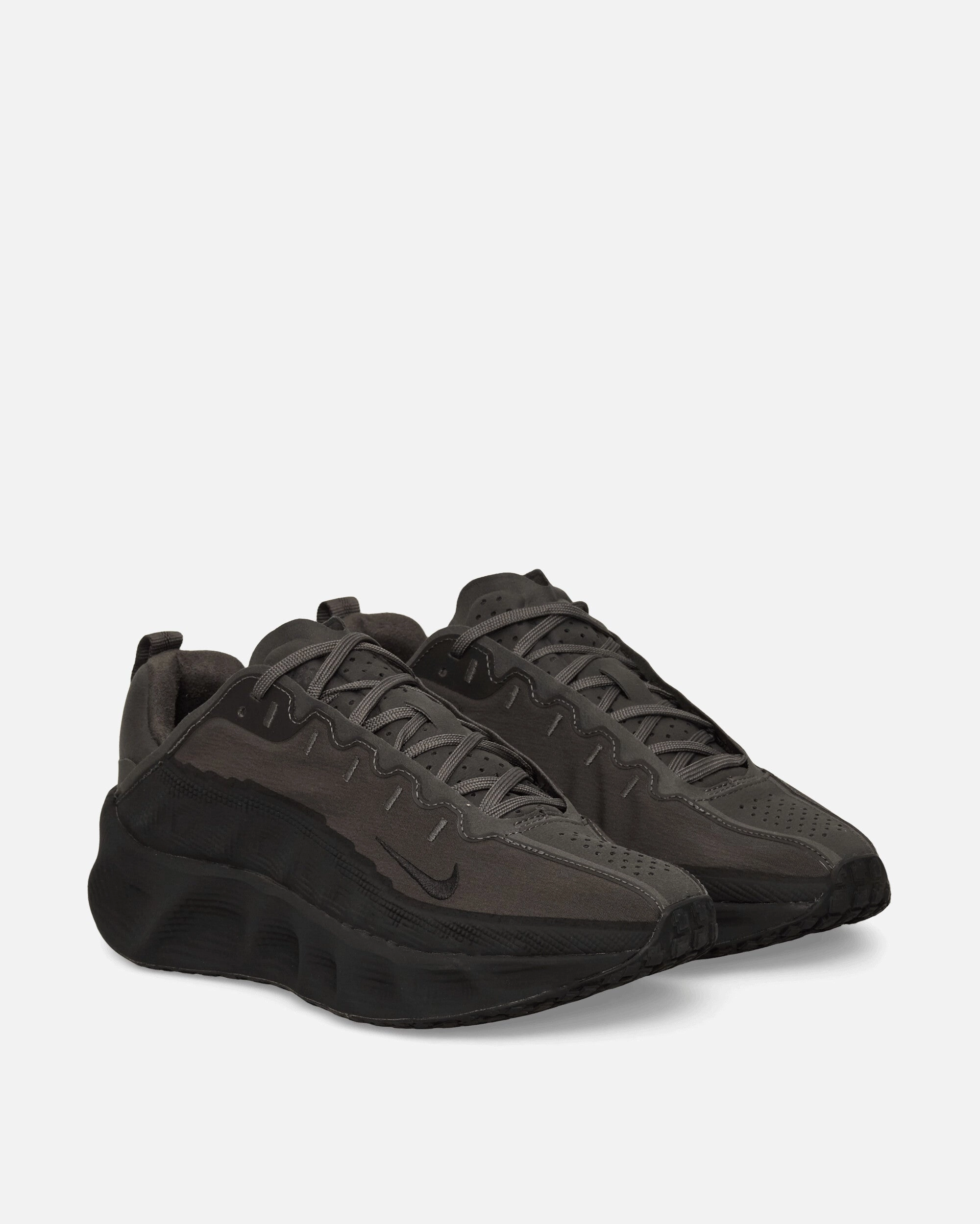 HYEIN SEO Ava Rover Sneakers Black Flexible Shoes