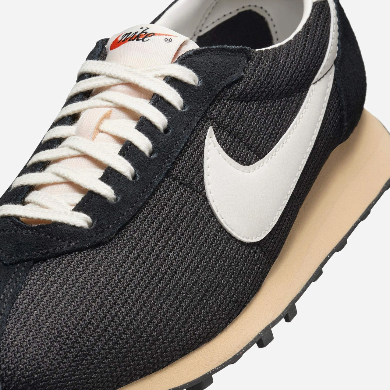 LD-1000 Nike casual lifestyle sneakers