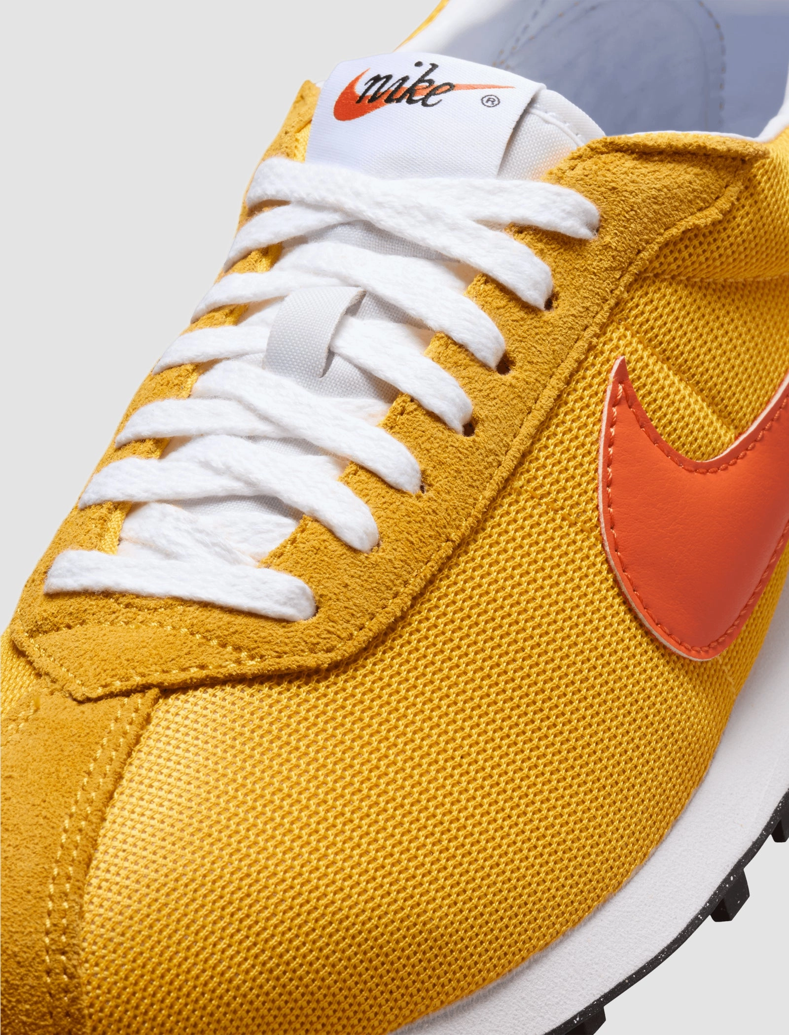 LD-1000 "UNIVERSITY GOLD/ SAFETY ORANGE" Nike sports sneakers