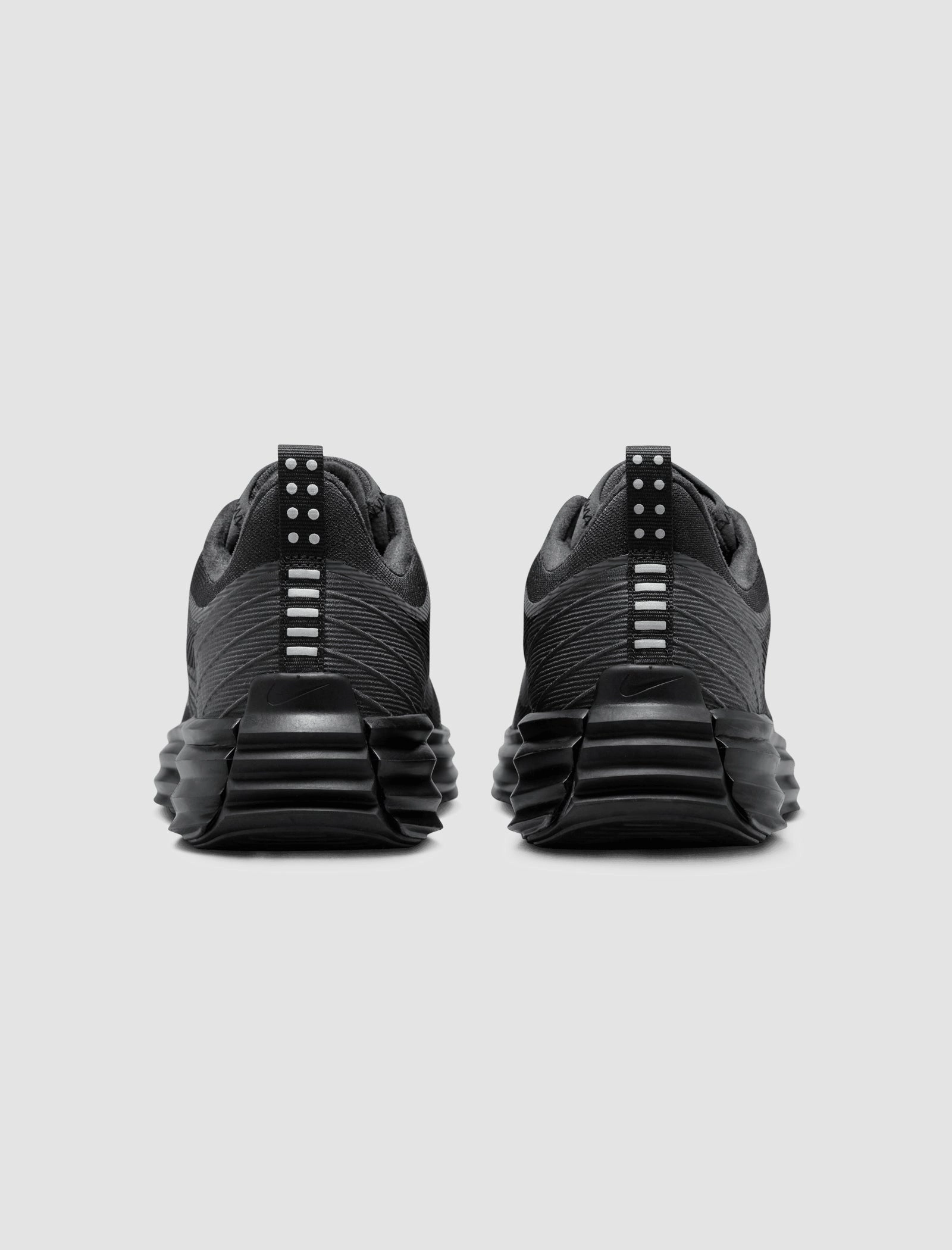 LUNAR ROAM "DARK SMOKE GREY" Nike sports sneakers