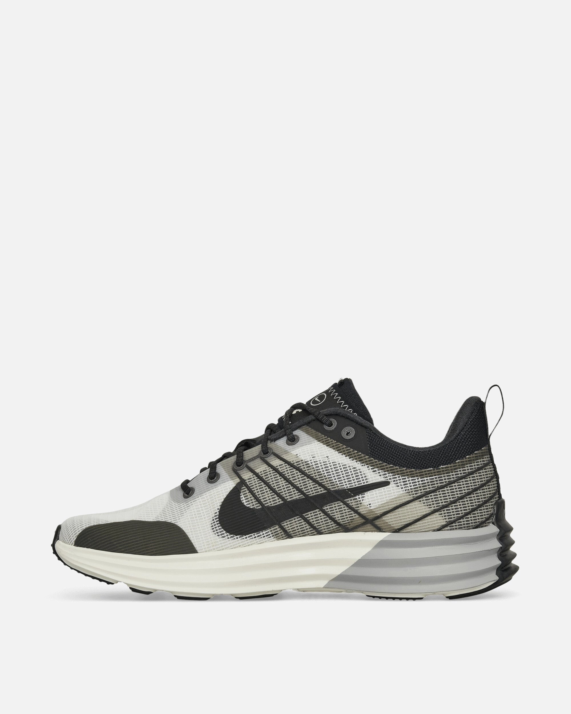 Lunar Roam Sneakers Summit White / Light Smoke Grey / Black Flexible Shoes
