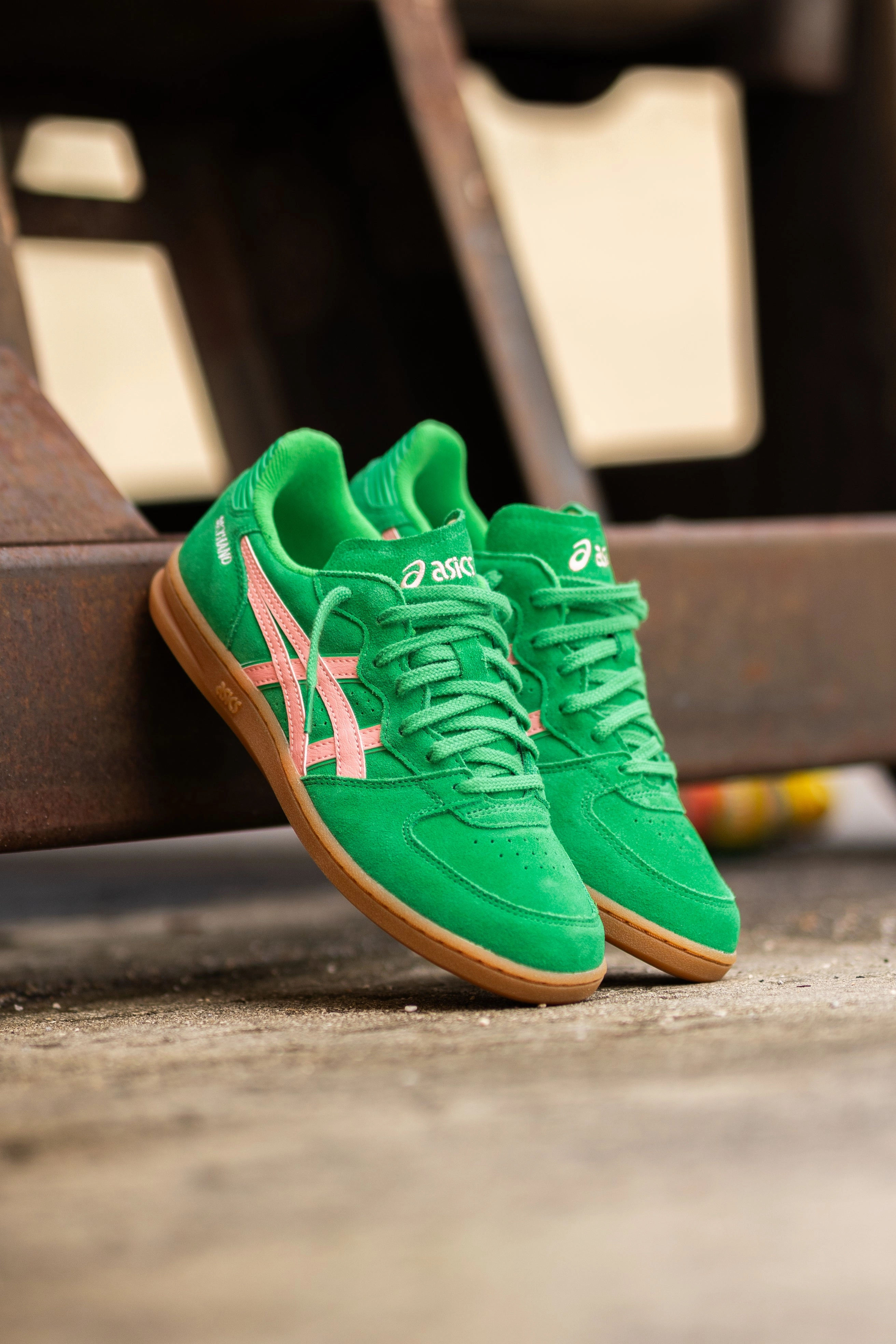 Men's Asics Skyhand OG (Cilantro/Grapefruit) running shoe close-up shots