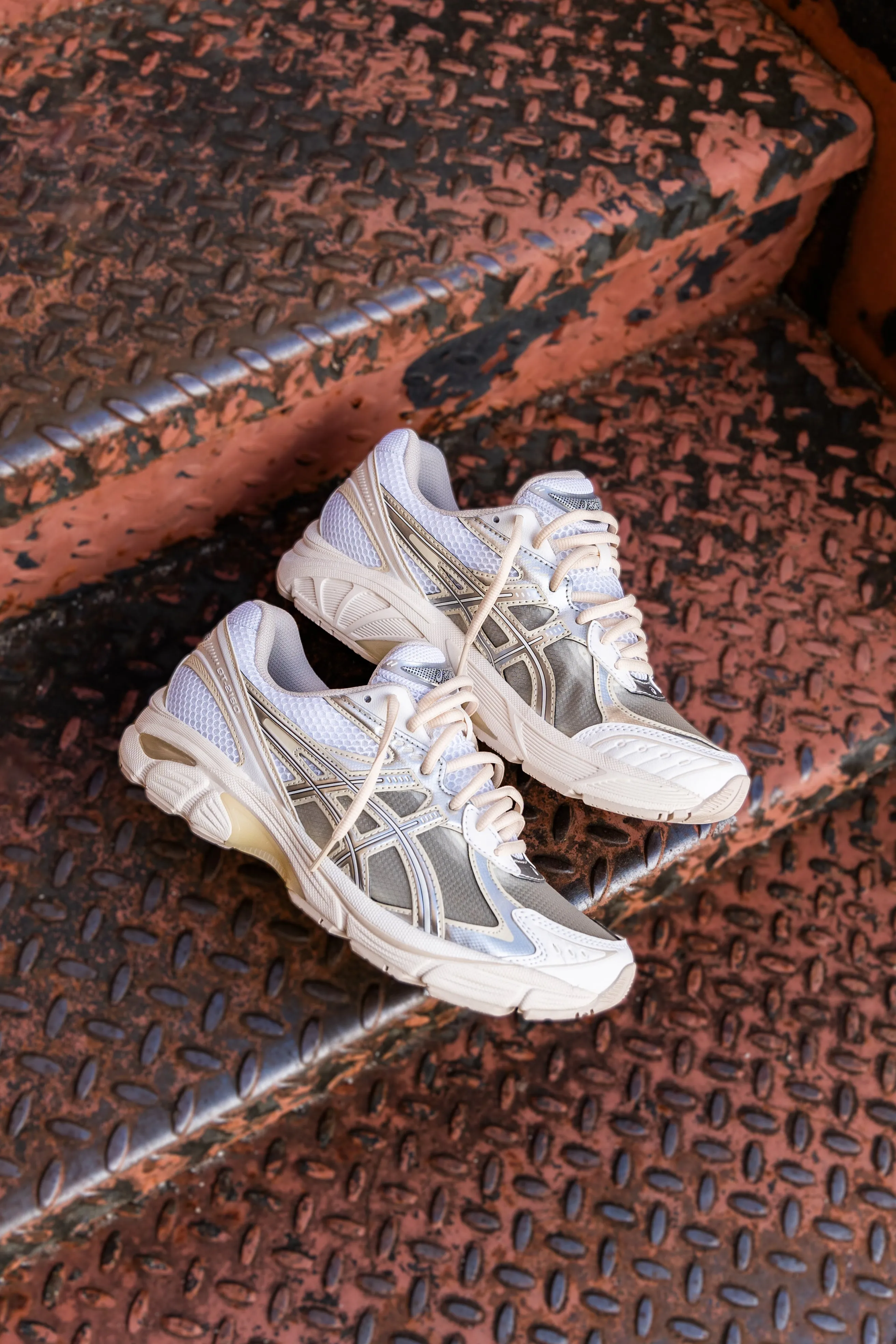 Mens Asics Above The Clouds x GT-2160 (White/Pure Silver) running shoe close-up shots
