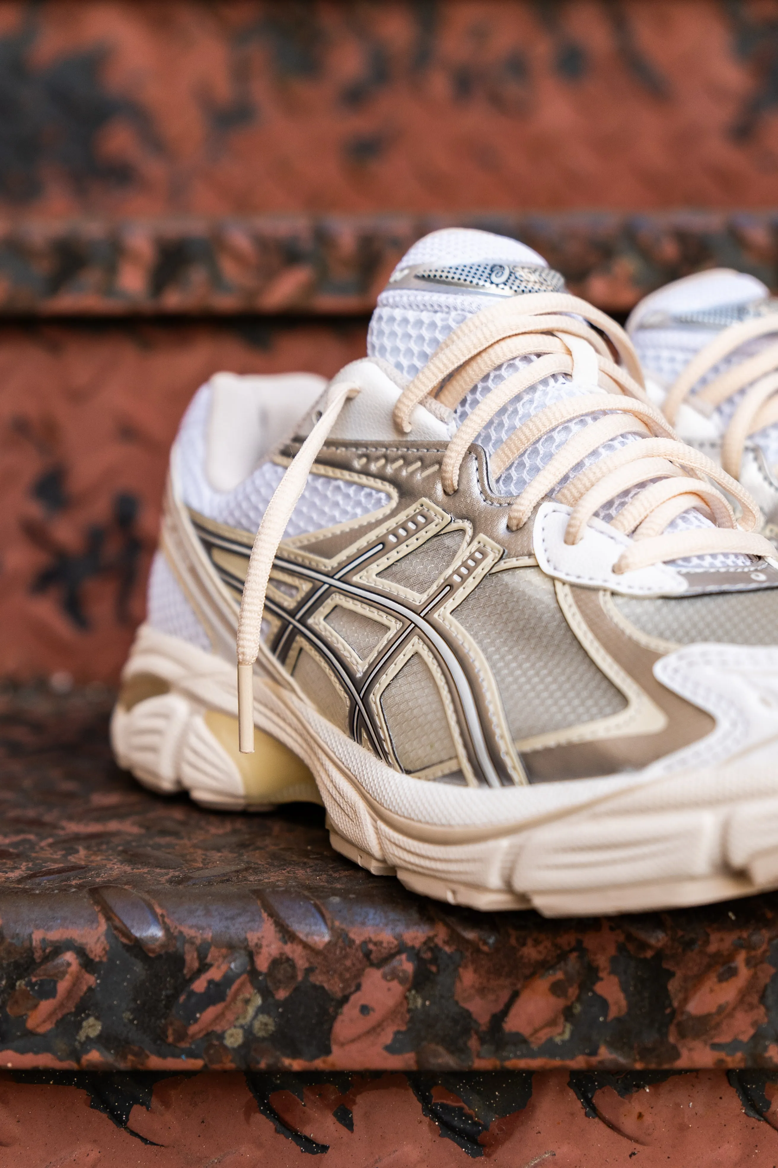 Mens Asics Above The Clouds x GT-2160 (White/Pure Silver) running shoe close-up shots