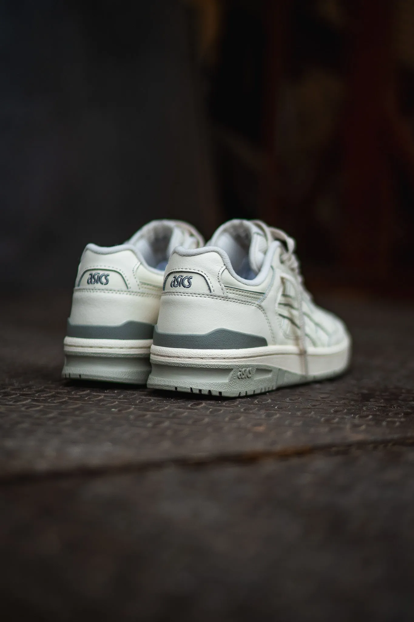 Mens Asics EX89 (Cream/White Sage) running shoe close-up shots