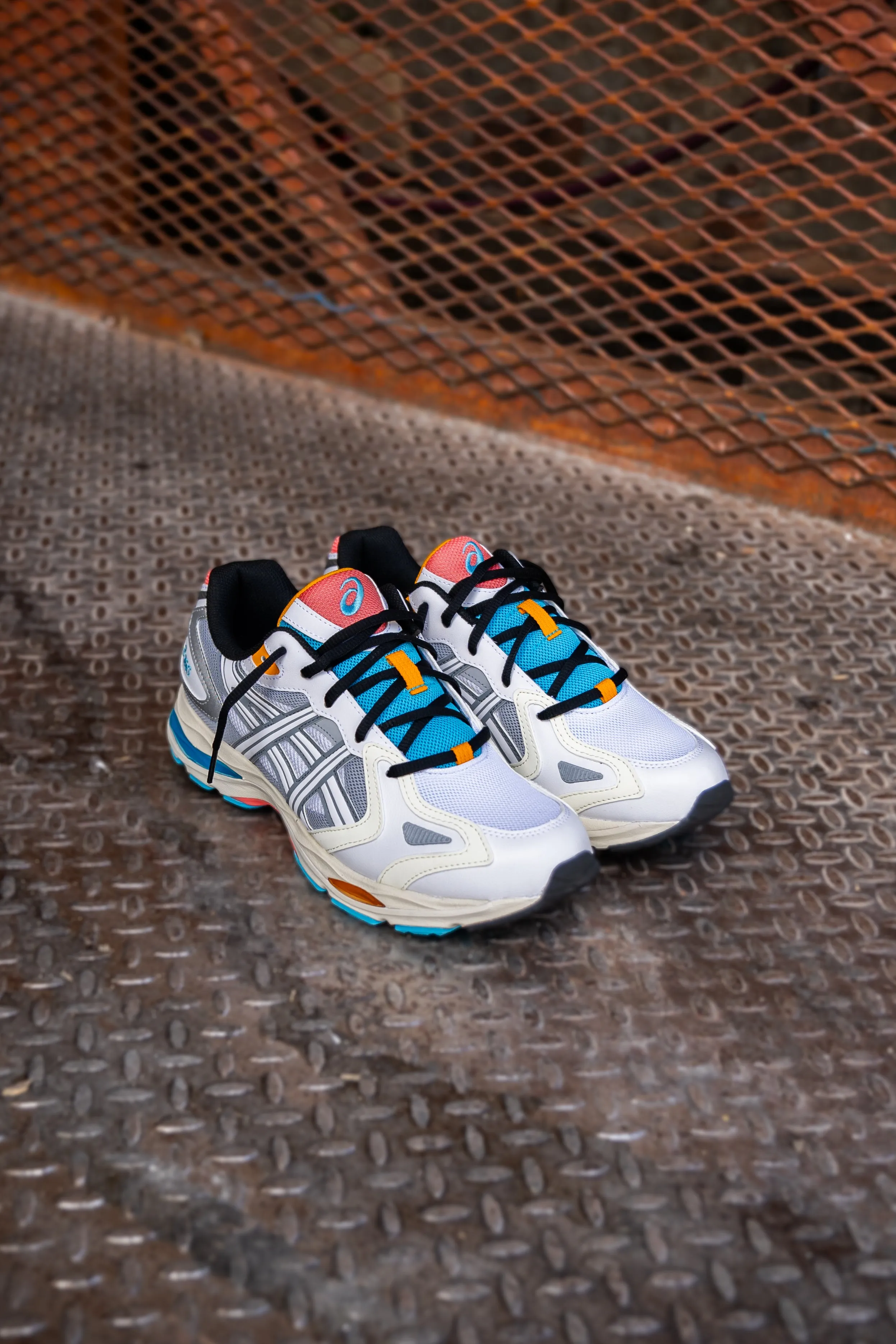Mens Asics Gel K-1011 (White/Pure Silver) running shoe close-up shots