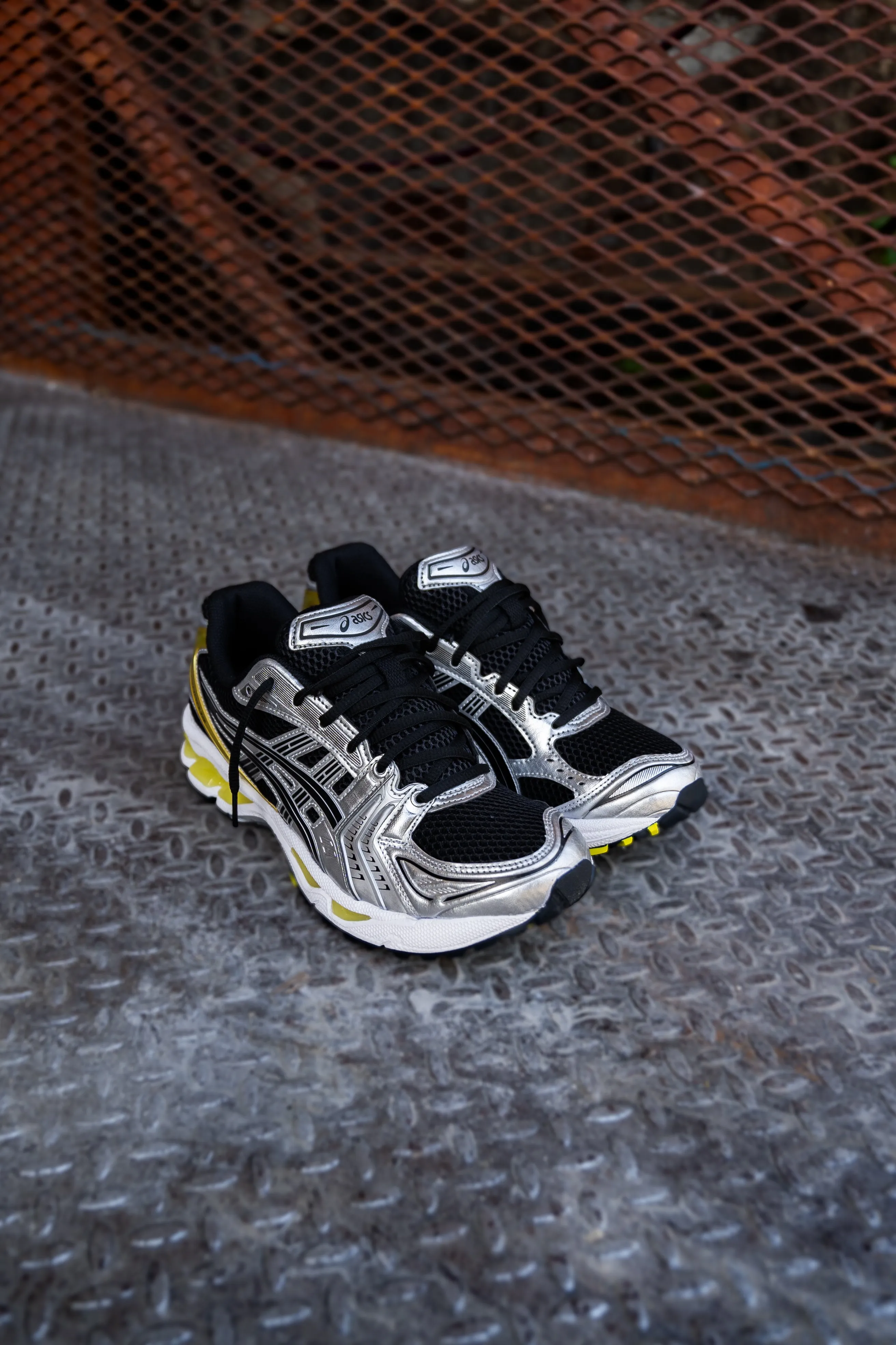 Mens Asics Gel Kayano 14 (Black/Lemon Spark) running shoe close-up shots