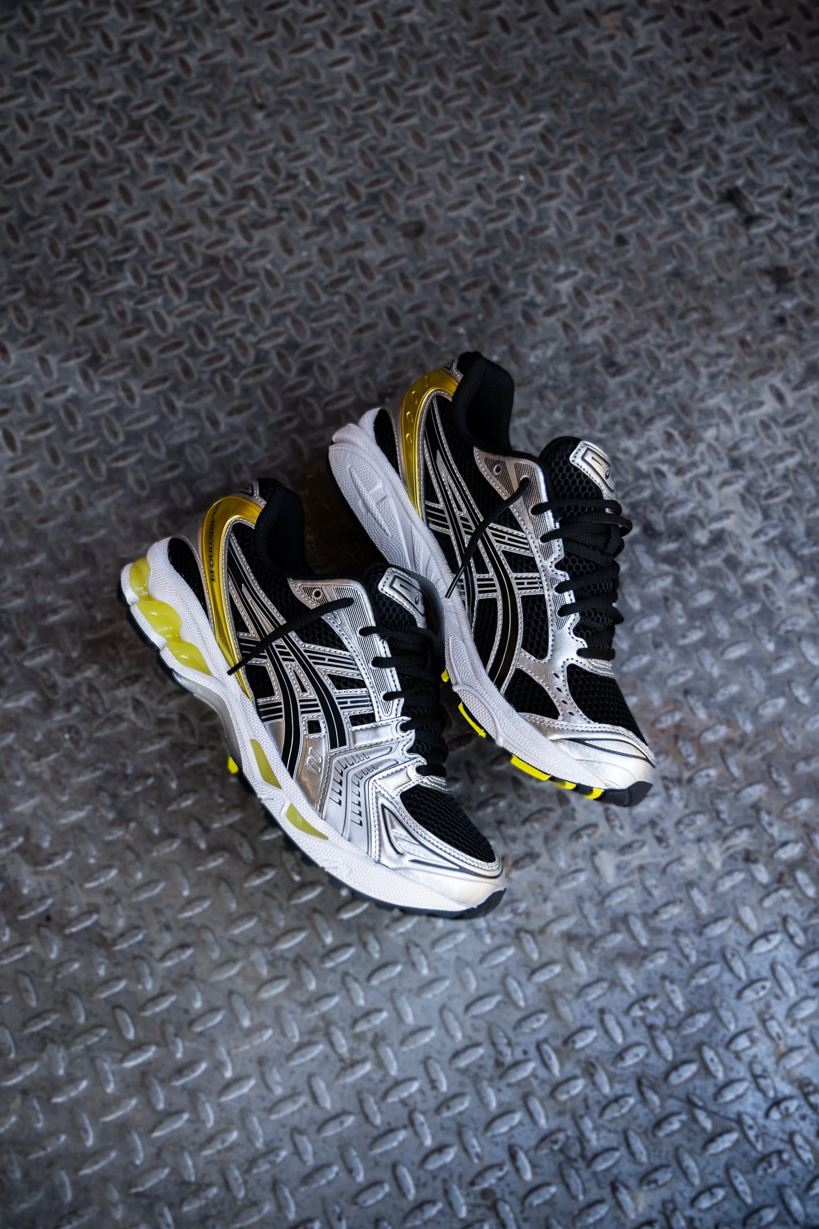 Mens Asics Gel Kayano 14 (Black/Lemon Spark) running shoe close-up shots