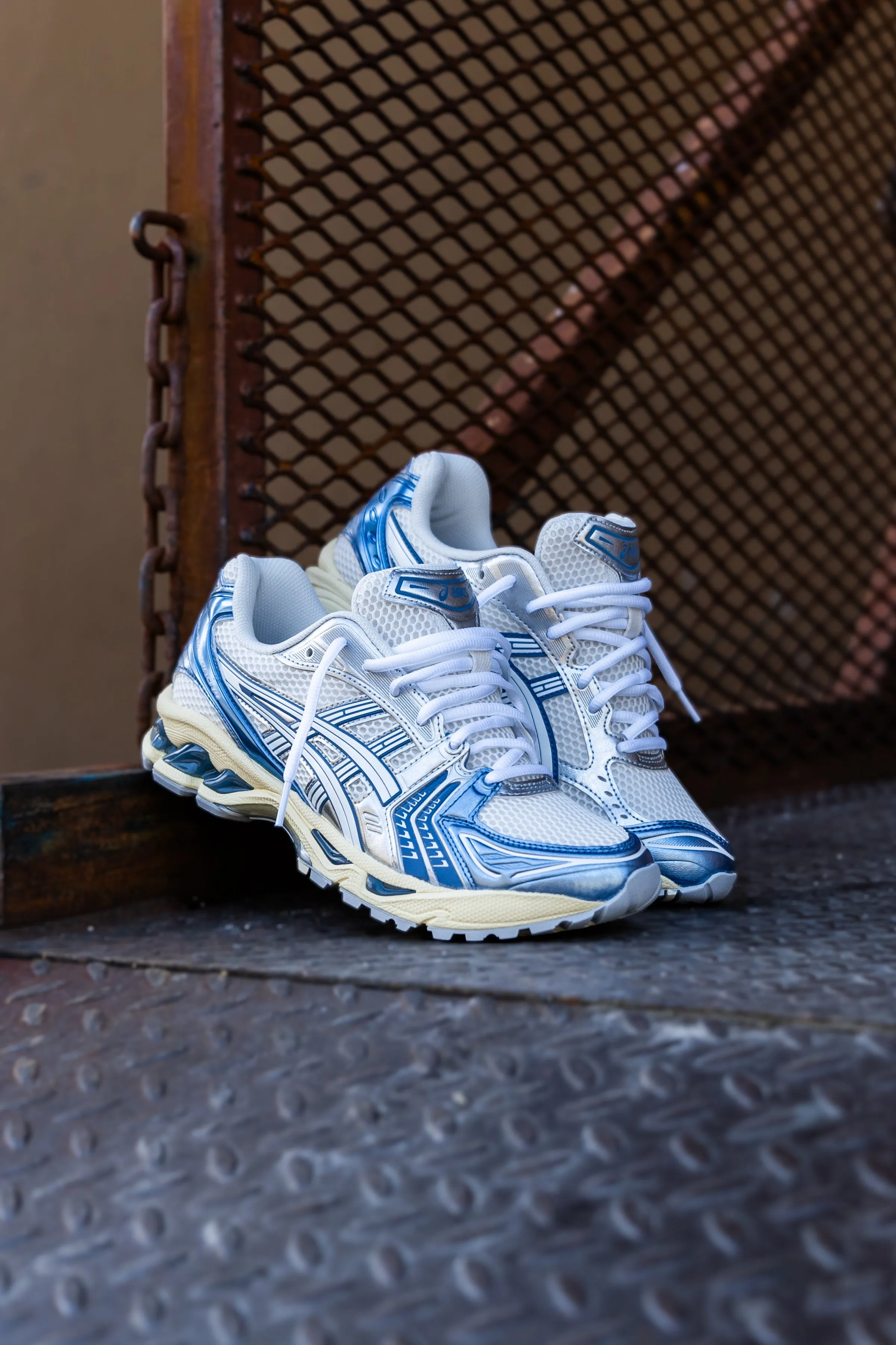Mens Asics Gel-Kayano 14 (Cream/Denim Blue) running shoe close-up shots