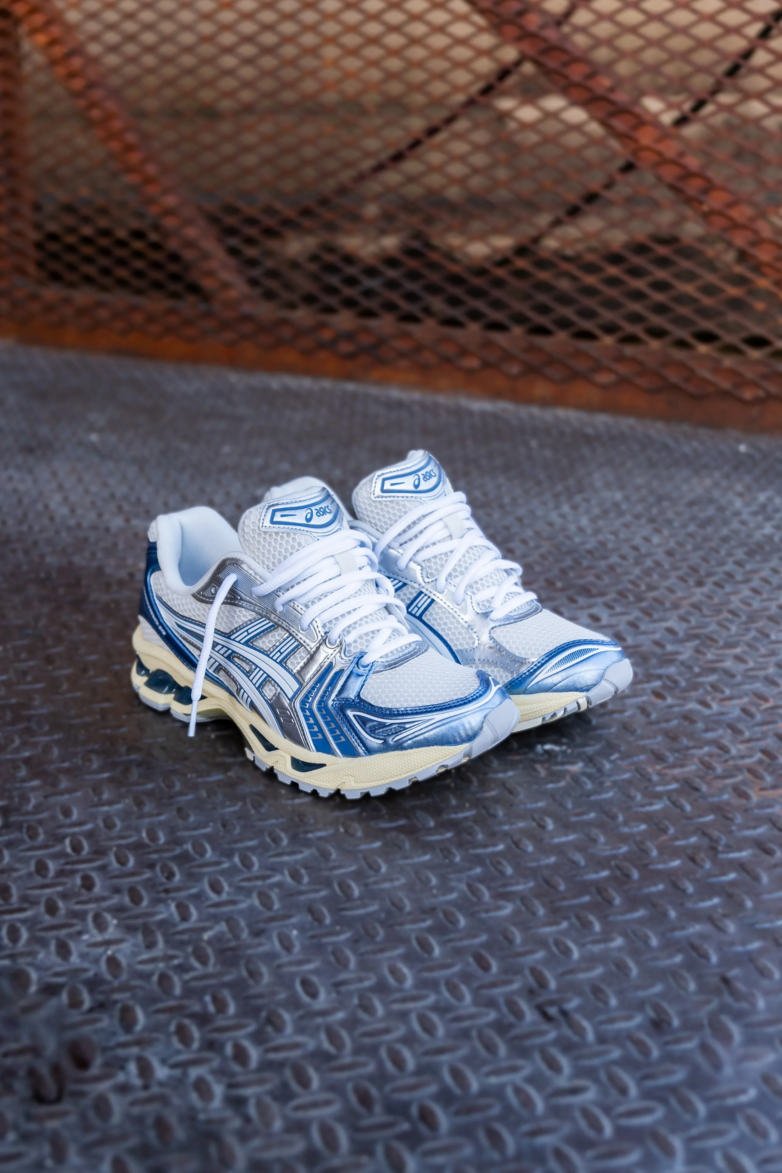 Mens Asics Gel-Kayano 14 (Cream/Denim Blue) running shoe close-up shots
