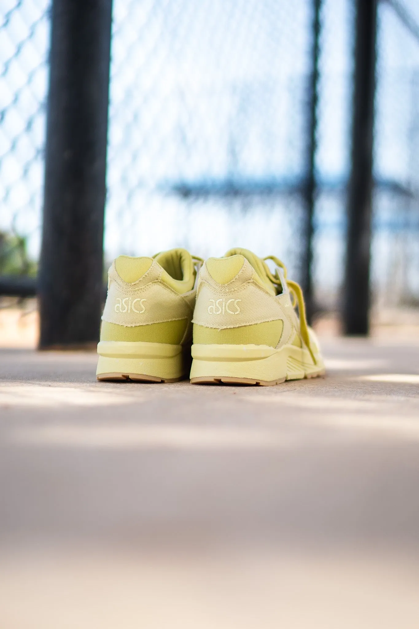 Mens Asics Gel-Lyte 5 OCHA ZOME Tea Pack (Matcha Green) - 1201A821-300 running shoe close-up shots