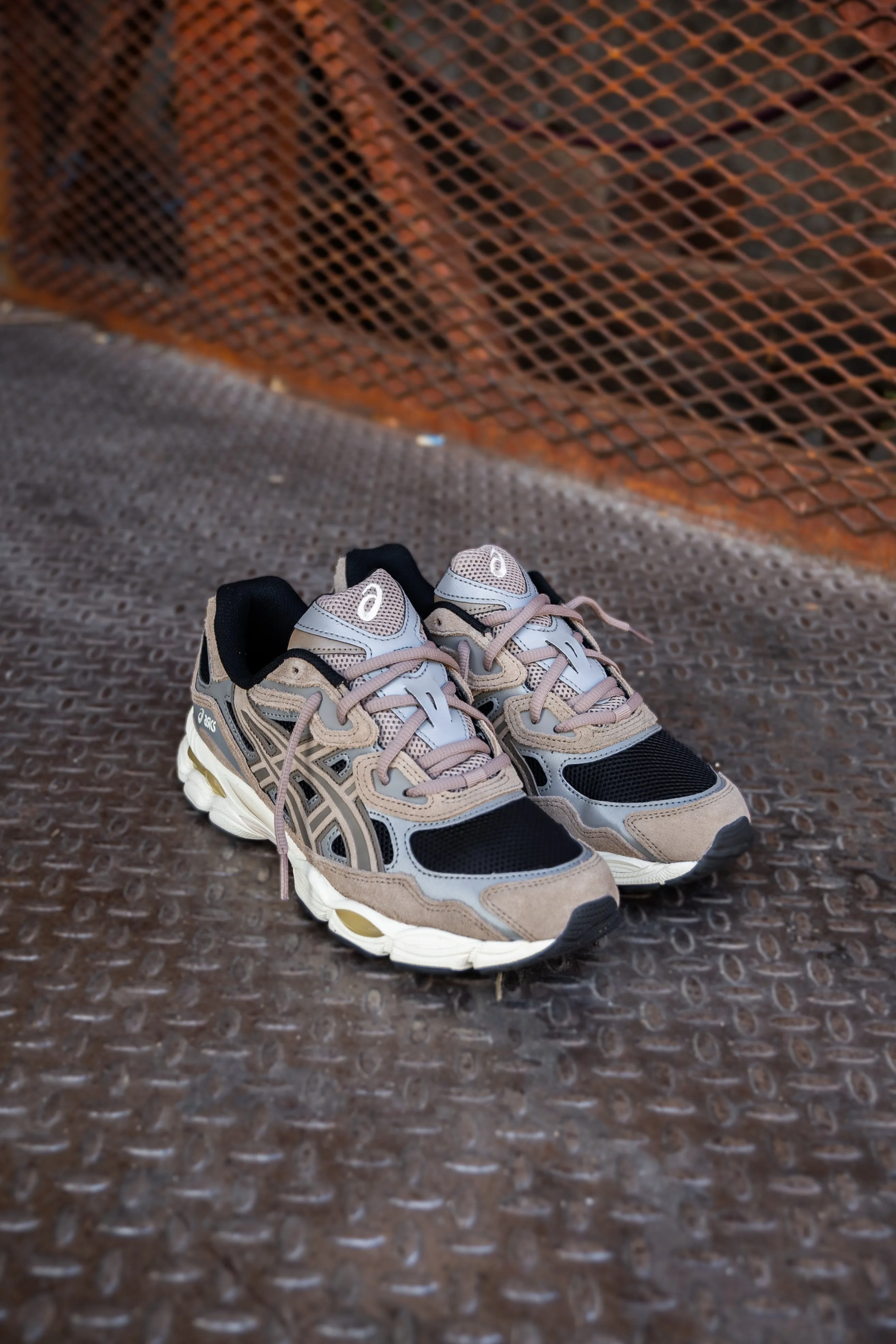 Mens Asics Gel-NYC (Black/Greige) running shoe close-up shots