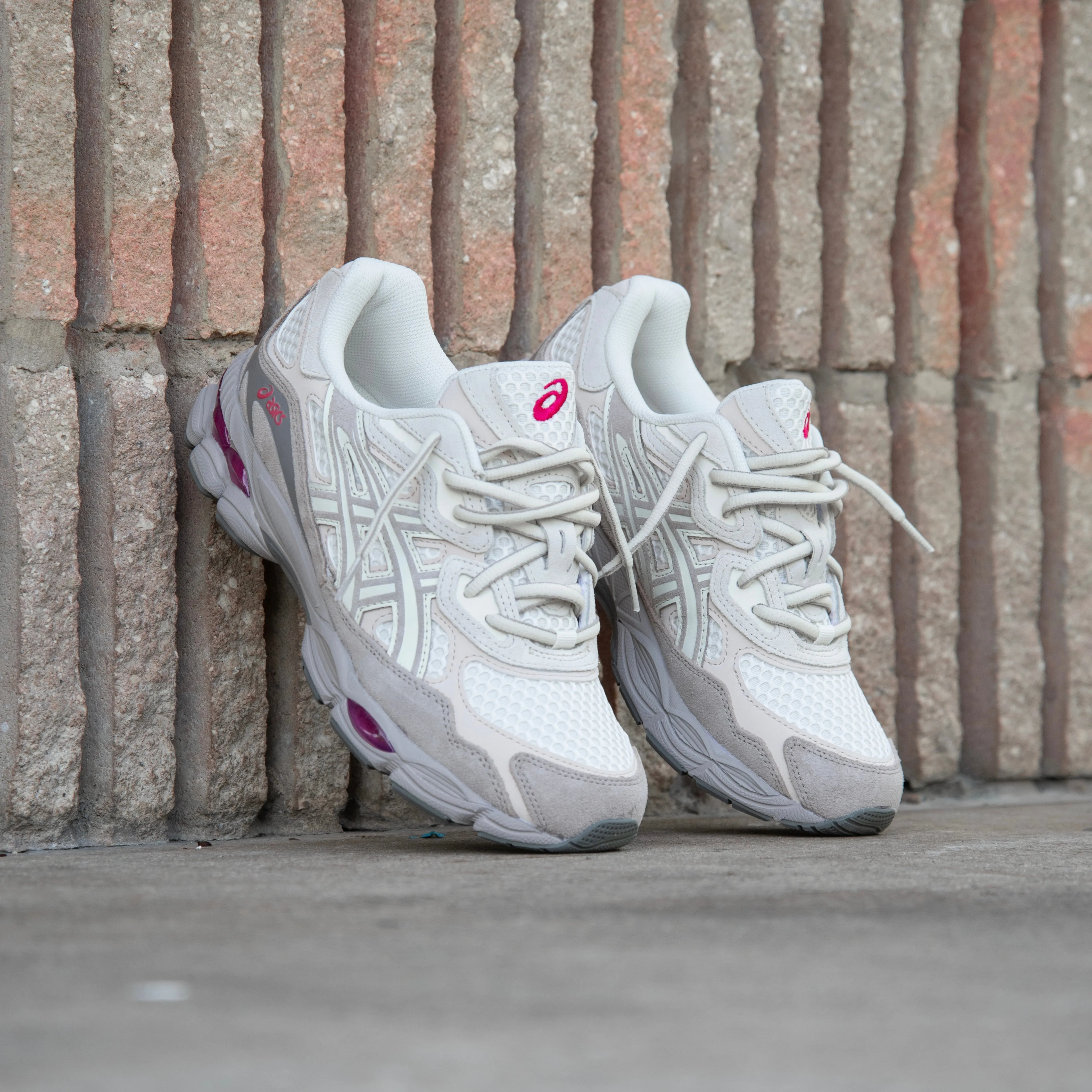Mens Asics Gel-NYC (Cream/Moonrock) running shoe close-up shots