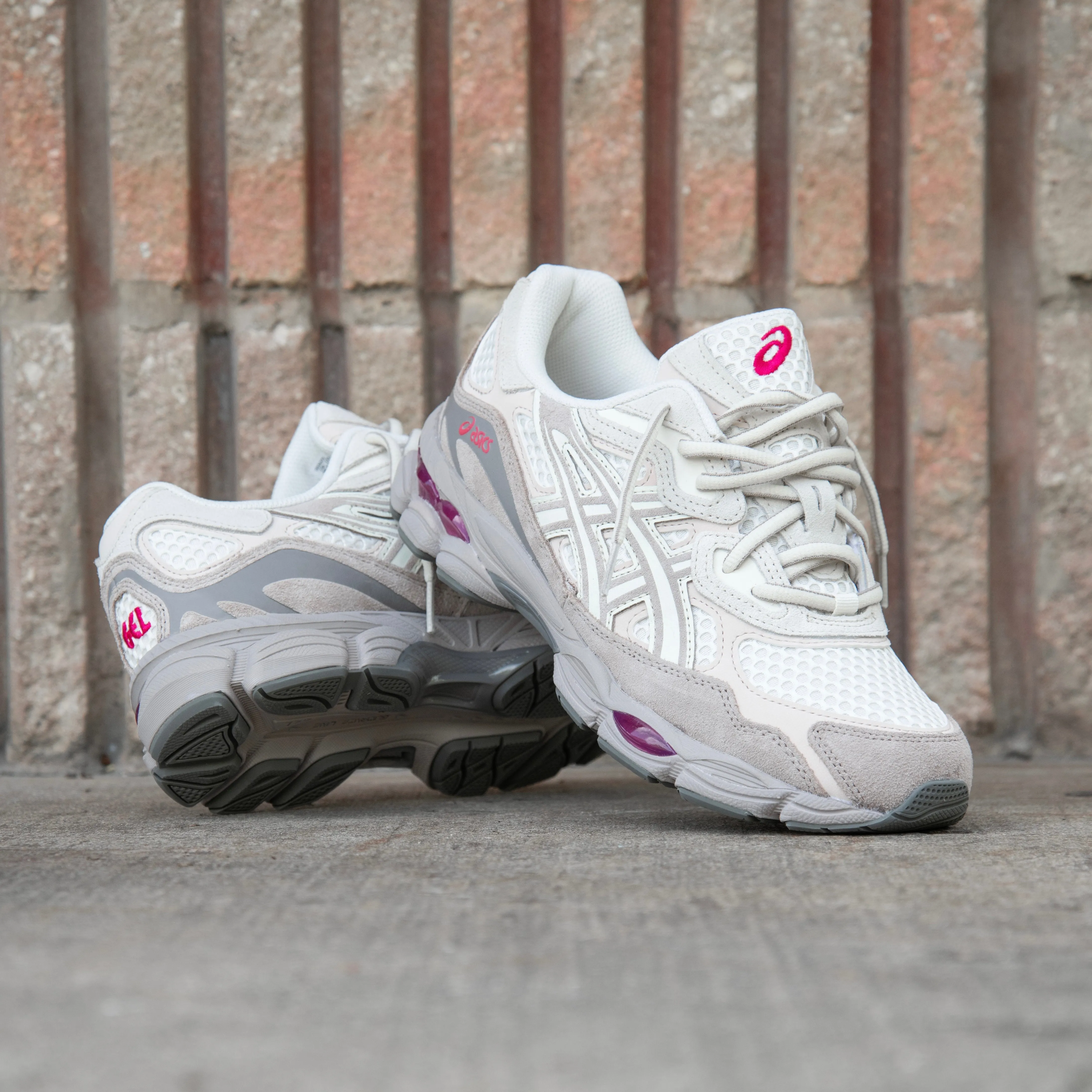 Mens Asics Gel-NYC (Cream/Moonrock) running shoe close-up shots