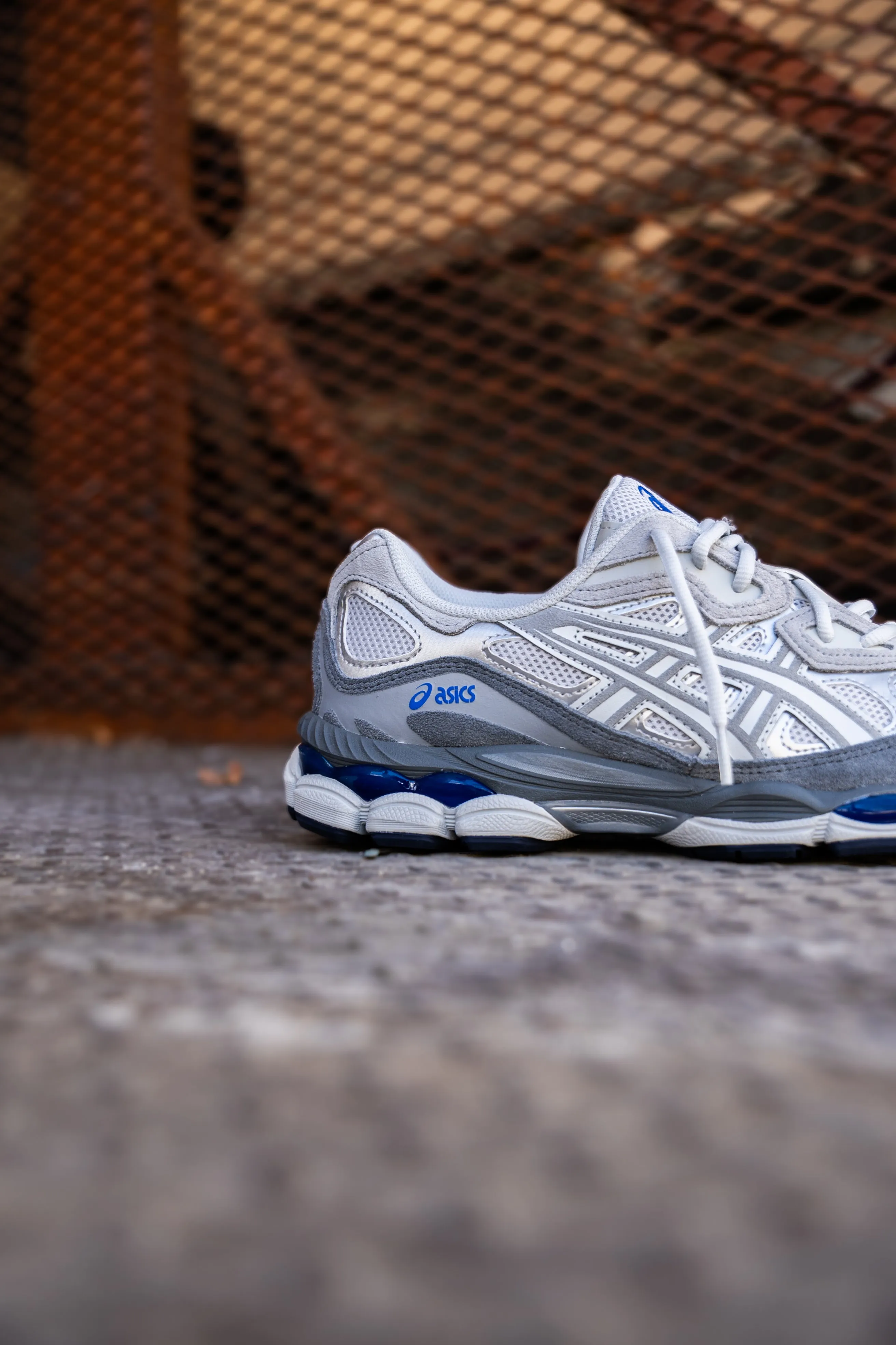 Mens Asics Gel-NYC (Glacier Grey/Gravel) running shoe close-up shots