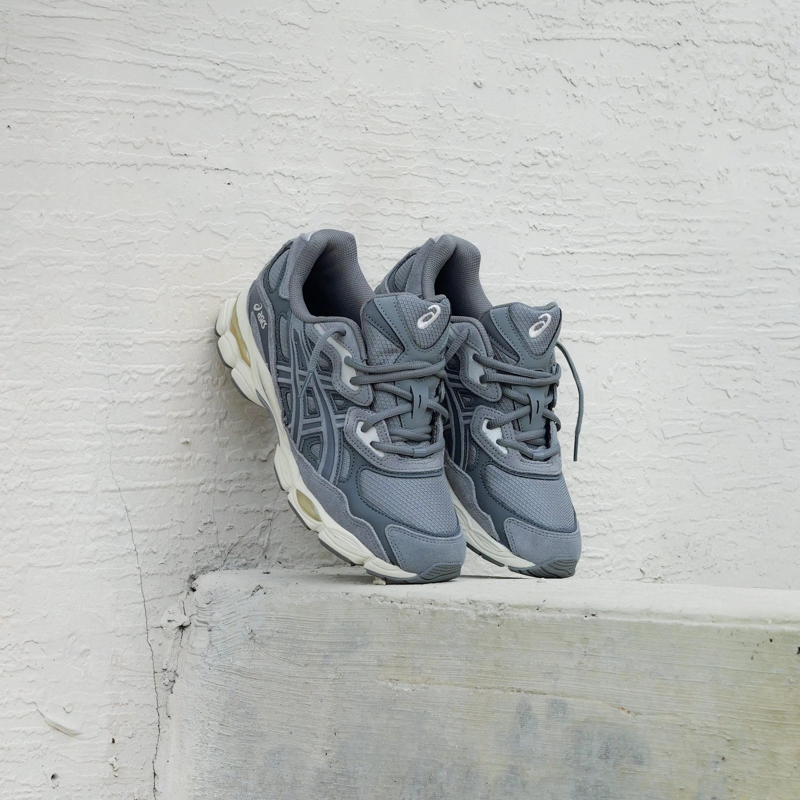 Mens Asics Gel-NYC (Steel Grey/Carrier Grey) running shoe close-up shots