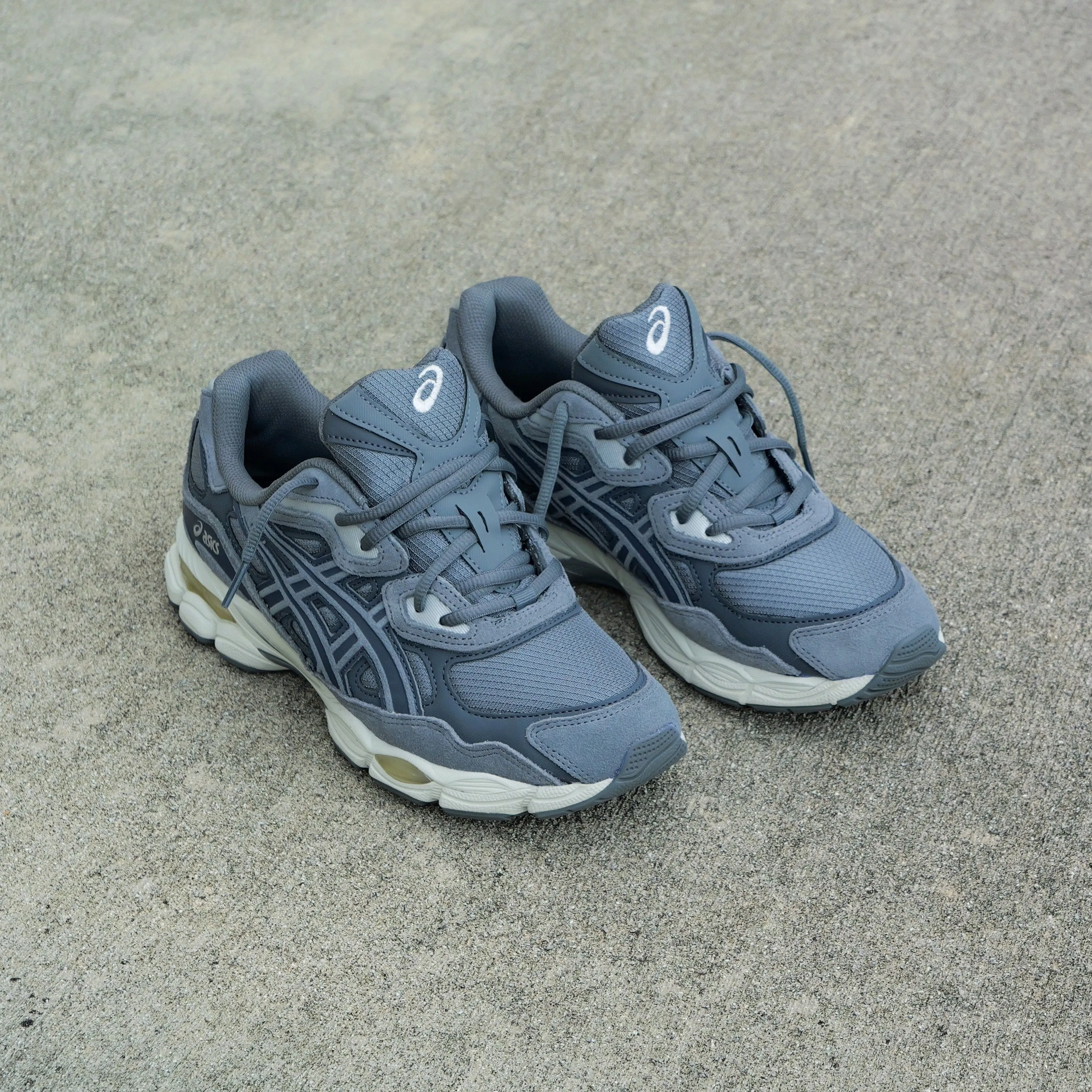 Mens Asics Gel-NYC (Steel Grey/Carrier Grey) running shoe close-up shots