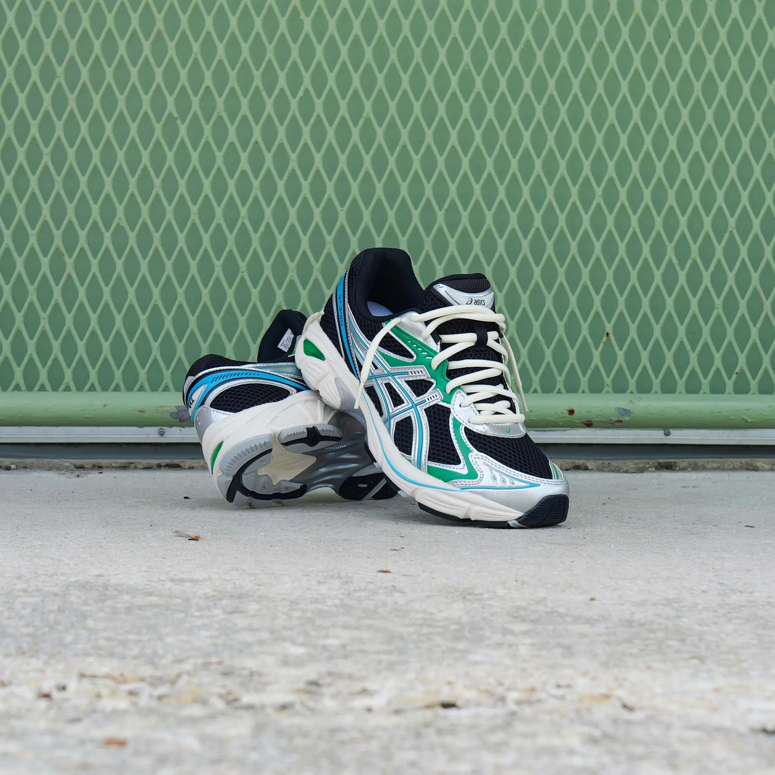 Mens Asics GT-2160 (Black/Morpho) running shoe close-up shots