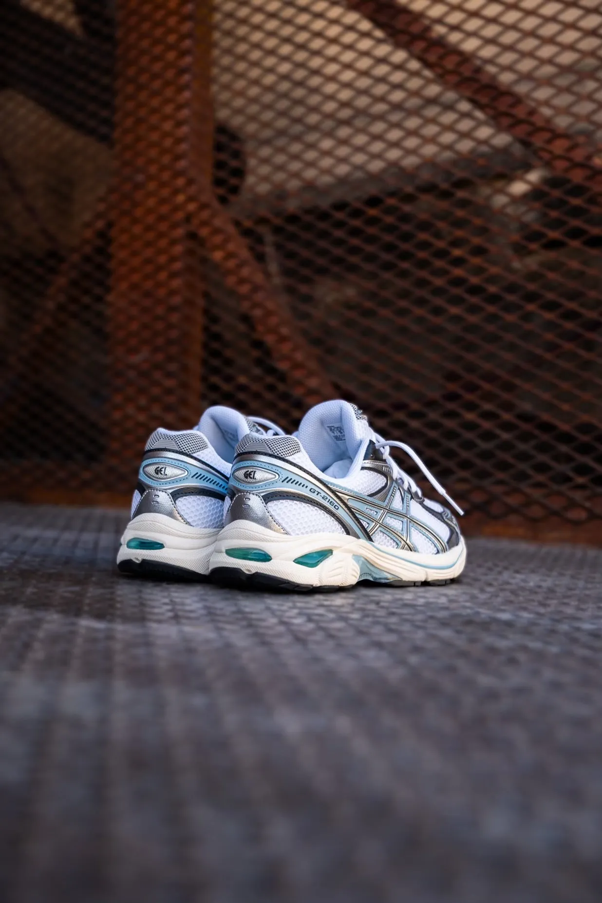 Mens Asics GT-2160 (White/Pure Silver/Light Blue) running shoe close-up shots