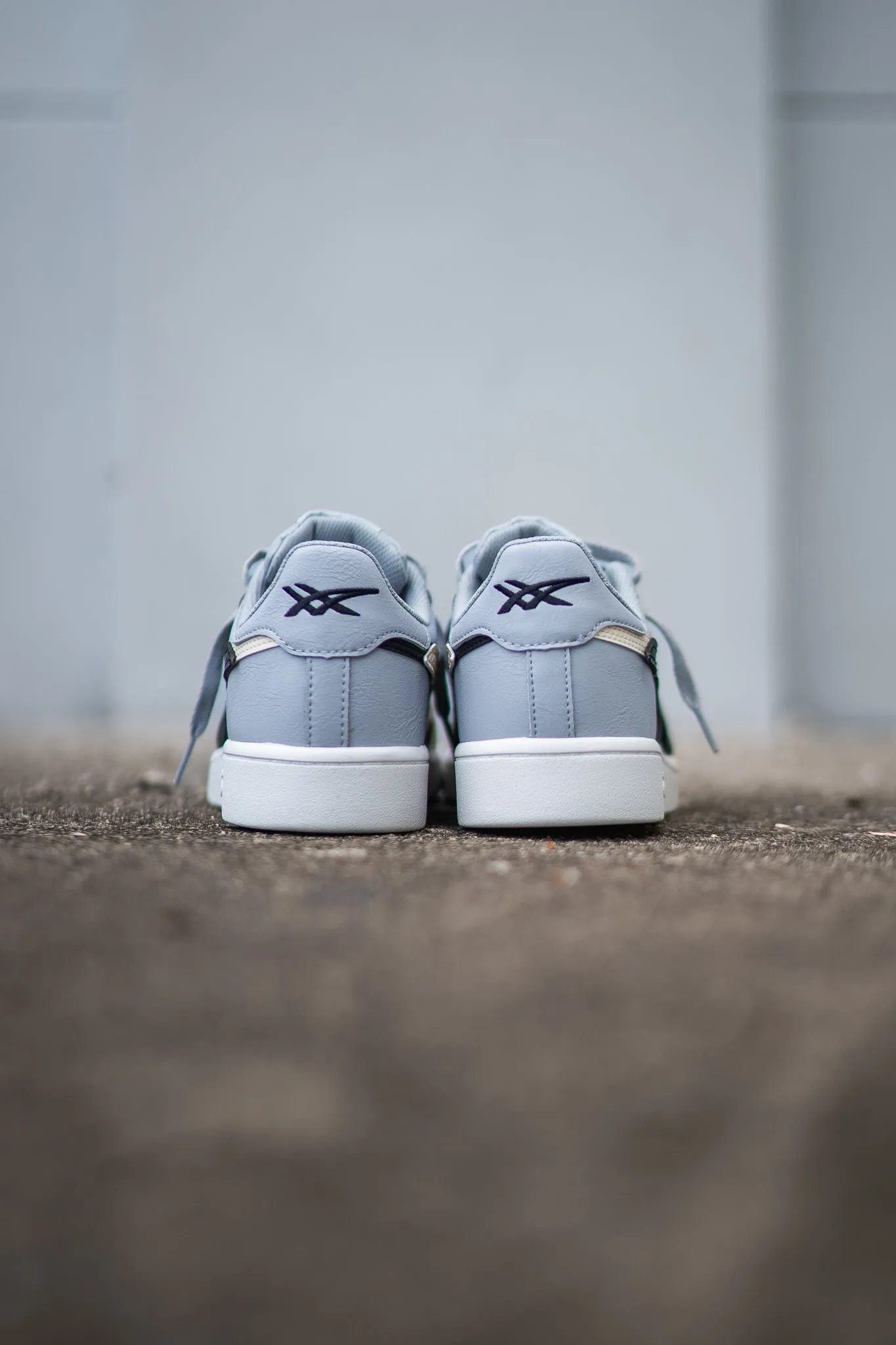 Mens Asics Japan S (Piedmont Grey/Black) running shoe close-up shots