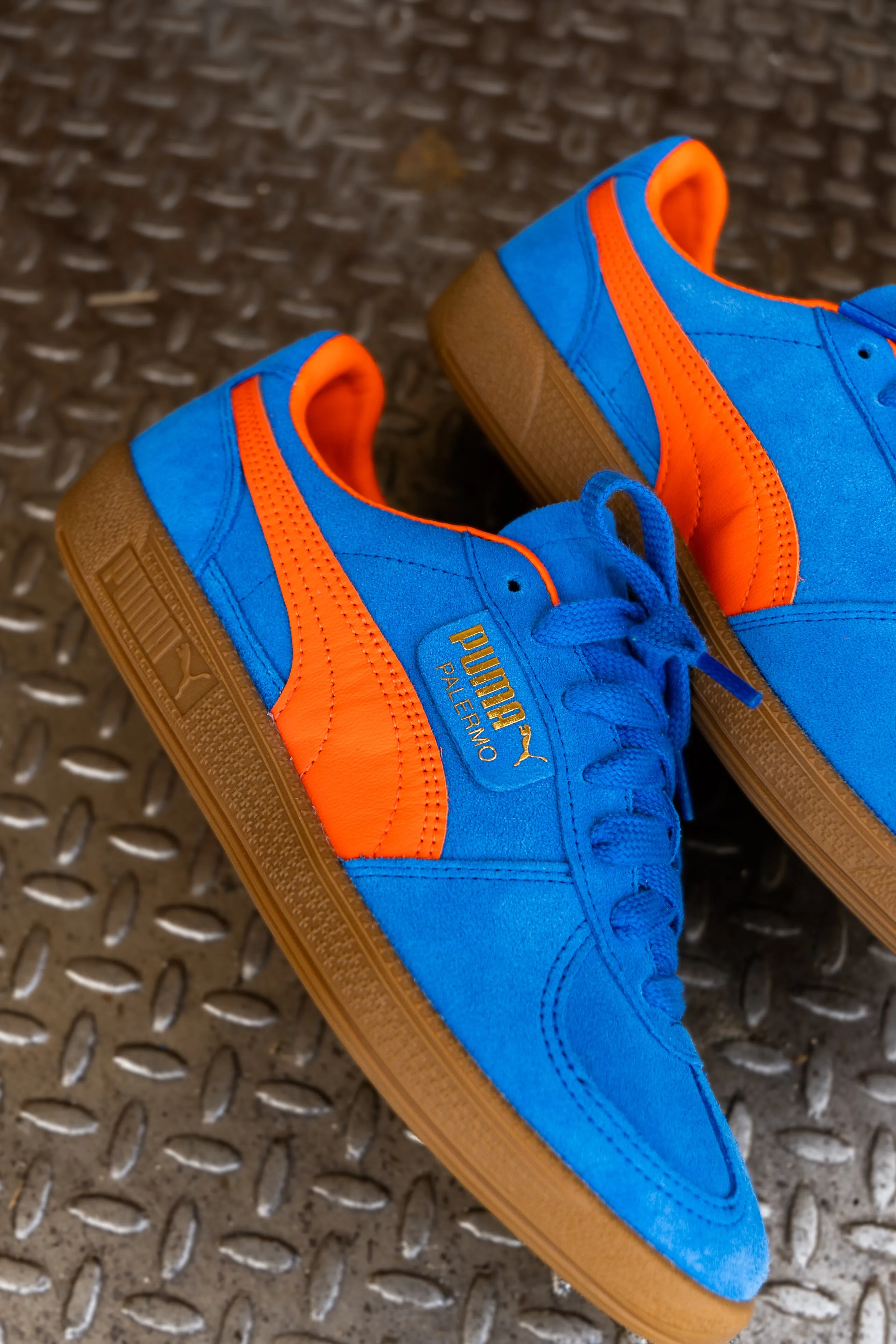 Mens Puma Palermo (Hyperlink Blue/Flame Flicker/Gum) Puma athletic shoe visuals