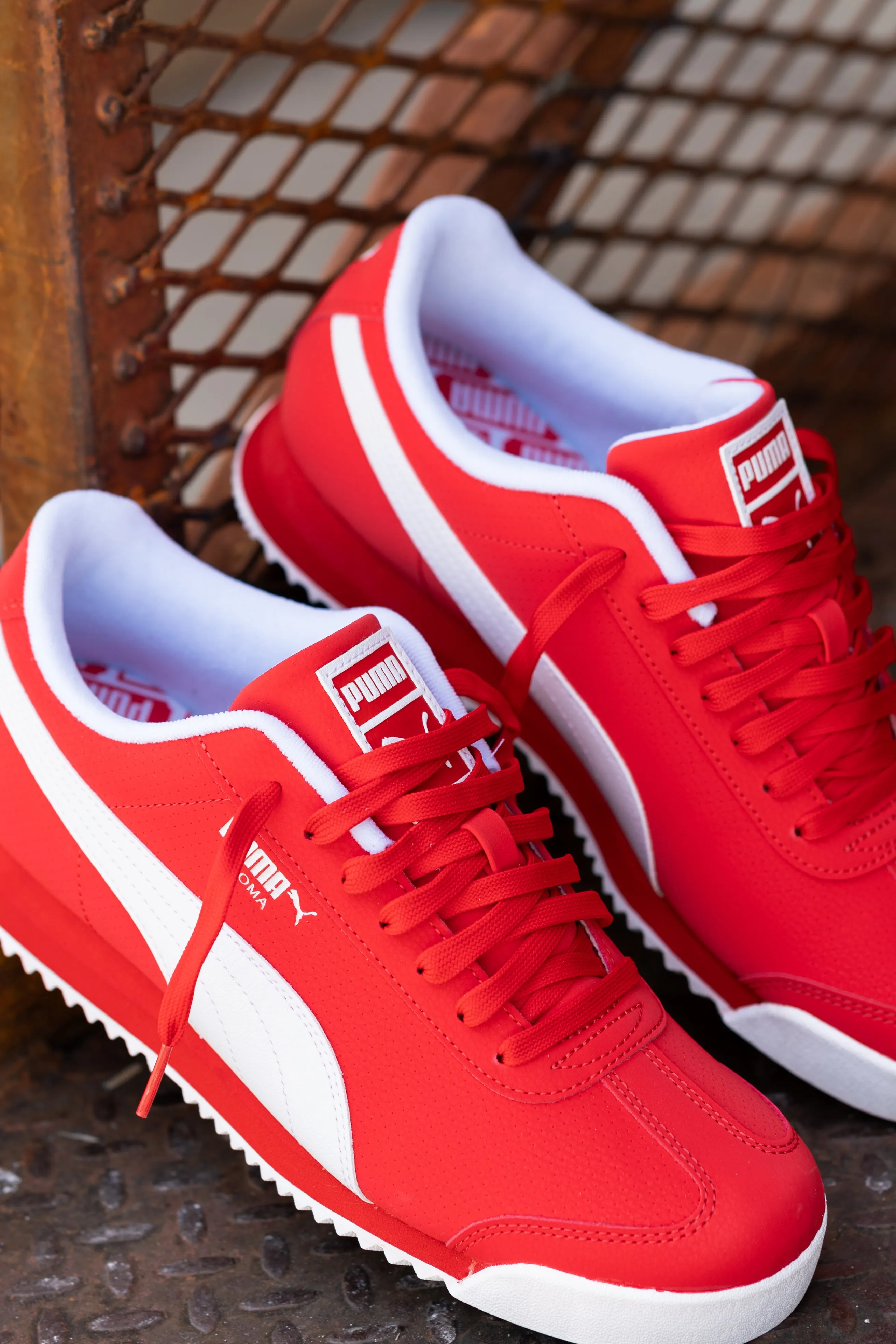 Mens Puma Roma 24 Reversed (For All Time Red/Puma White) Puma athletic shoe visuals