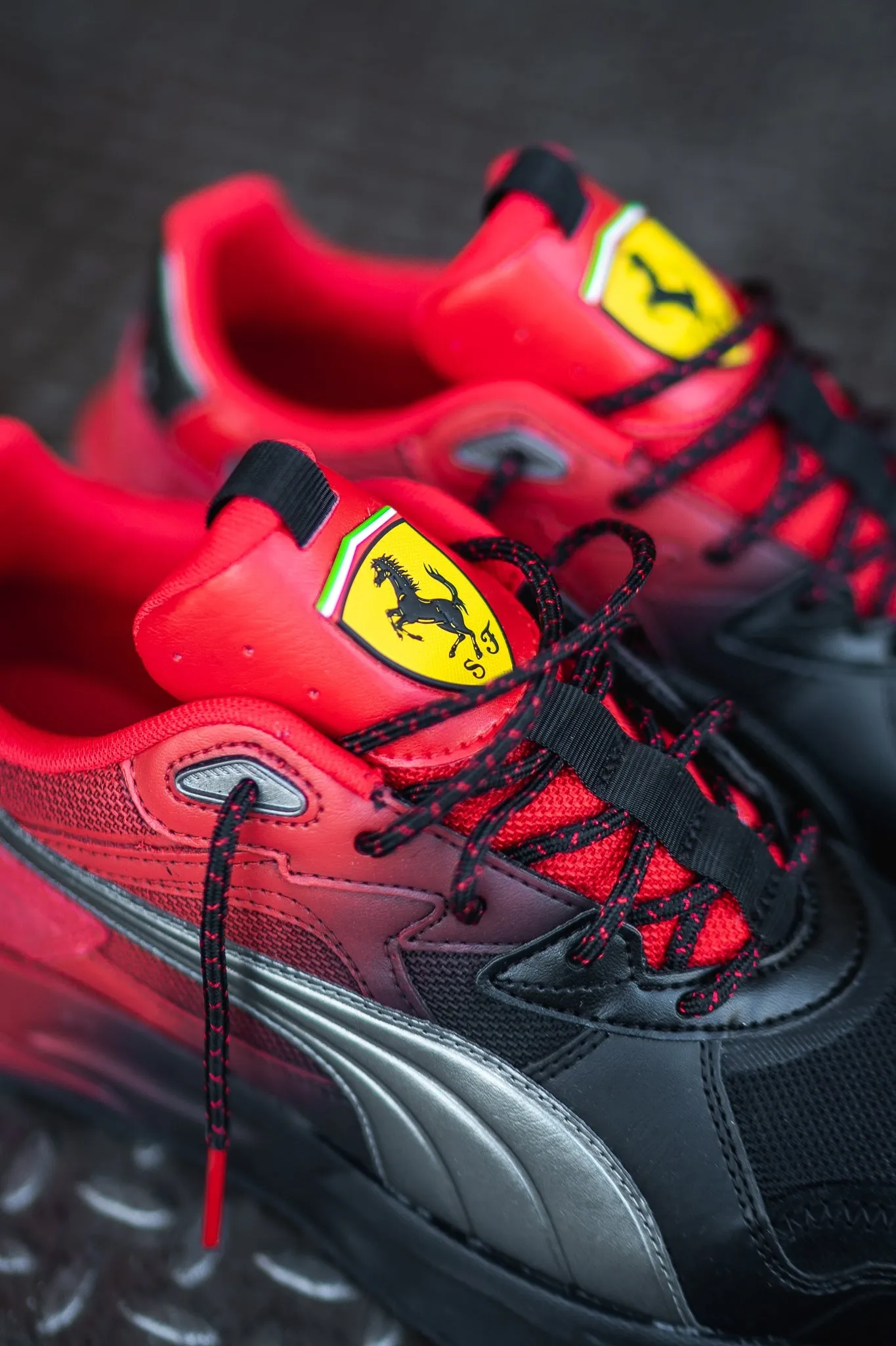 Men's Puma x Ferrari Mirage Sport (Black) Puma athletic shoe visuals