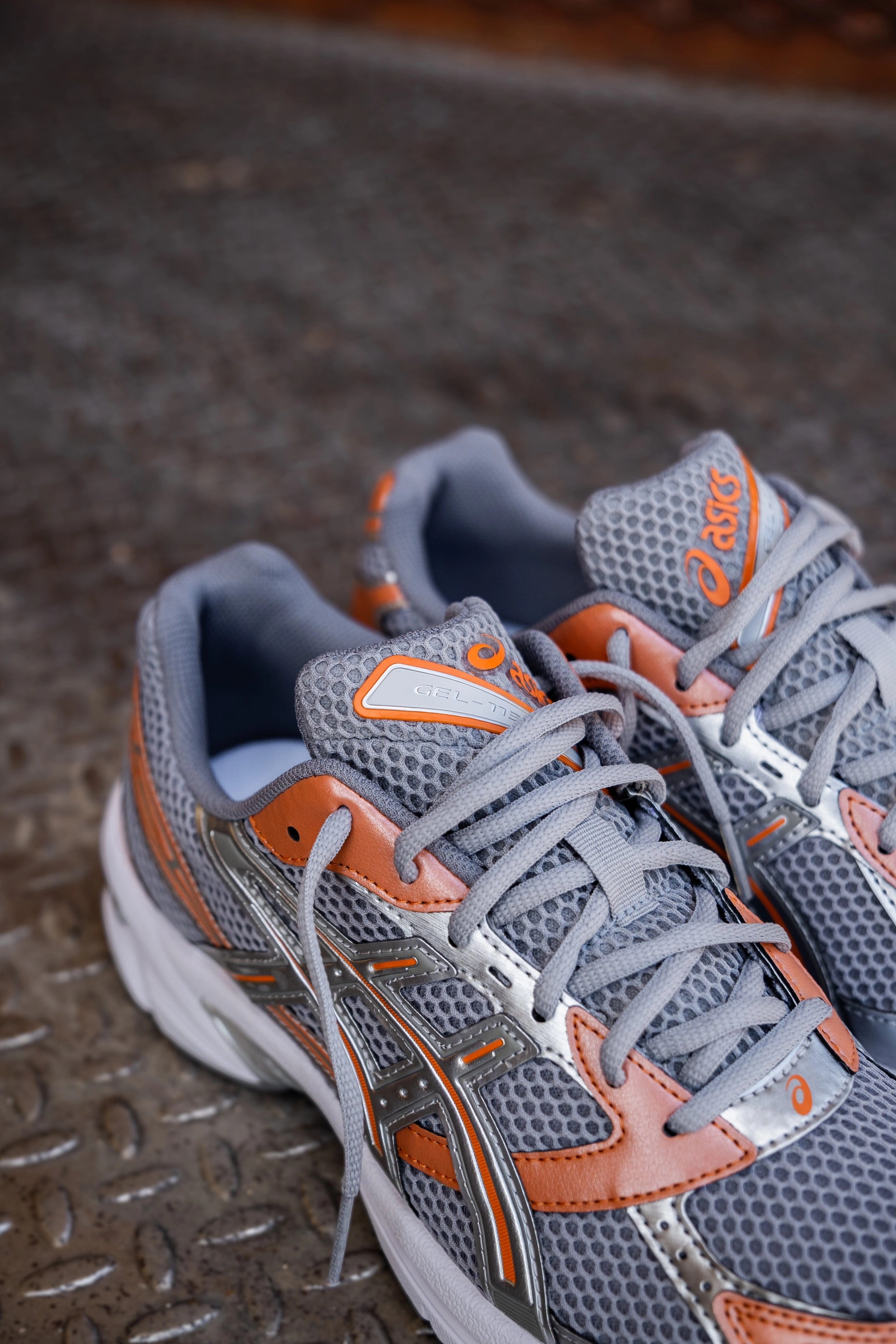 Mens Asics Gel-1130 (Cement Grey/Rust Orange) running shoe close-up shots