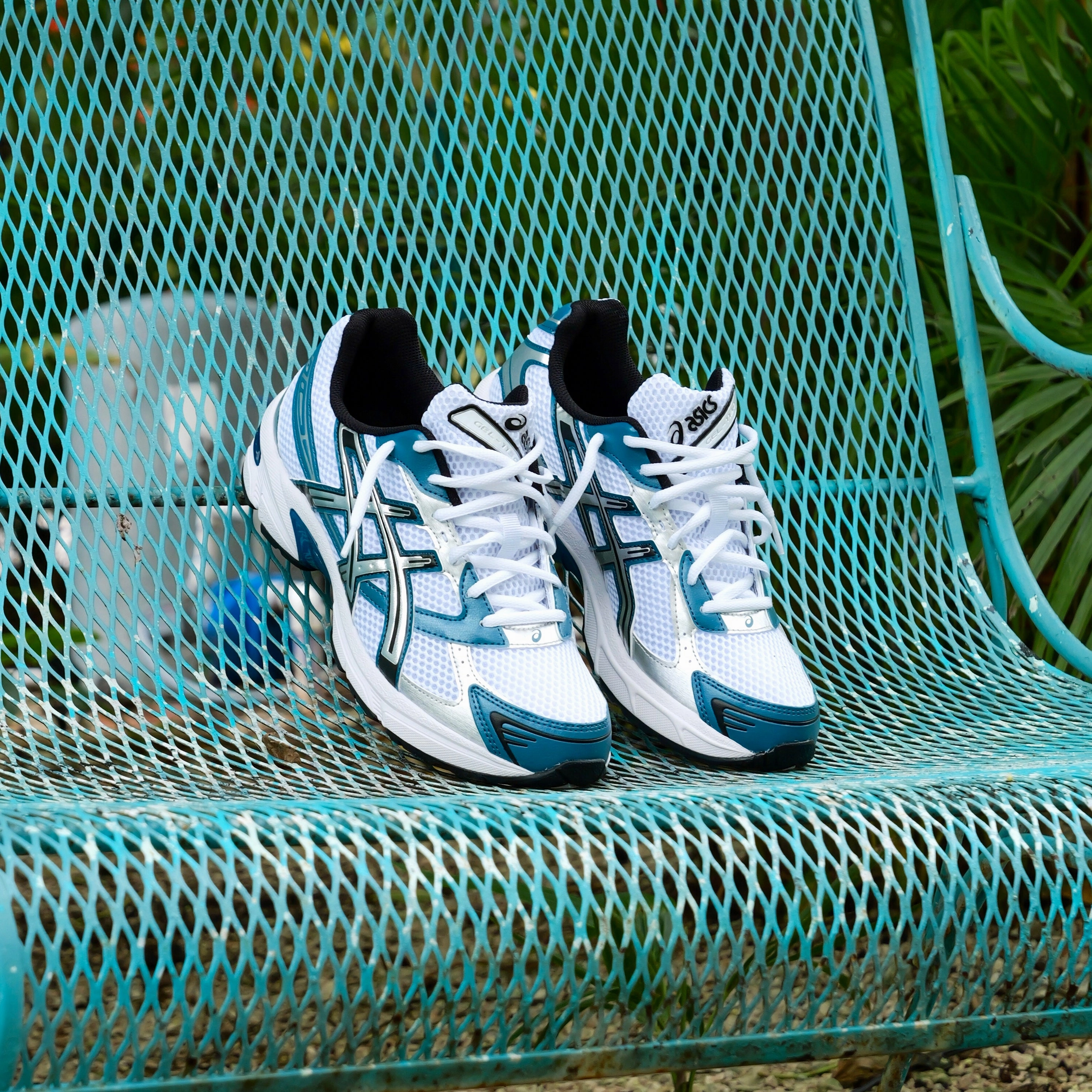 Mens Asics Gel-1130 (White/Restful Teal) running shoe close-up shots