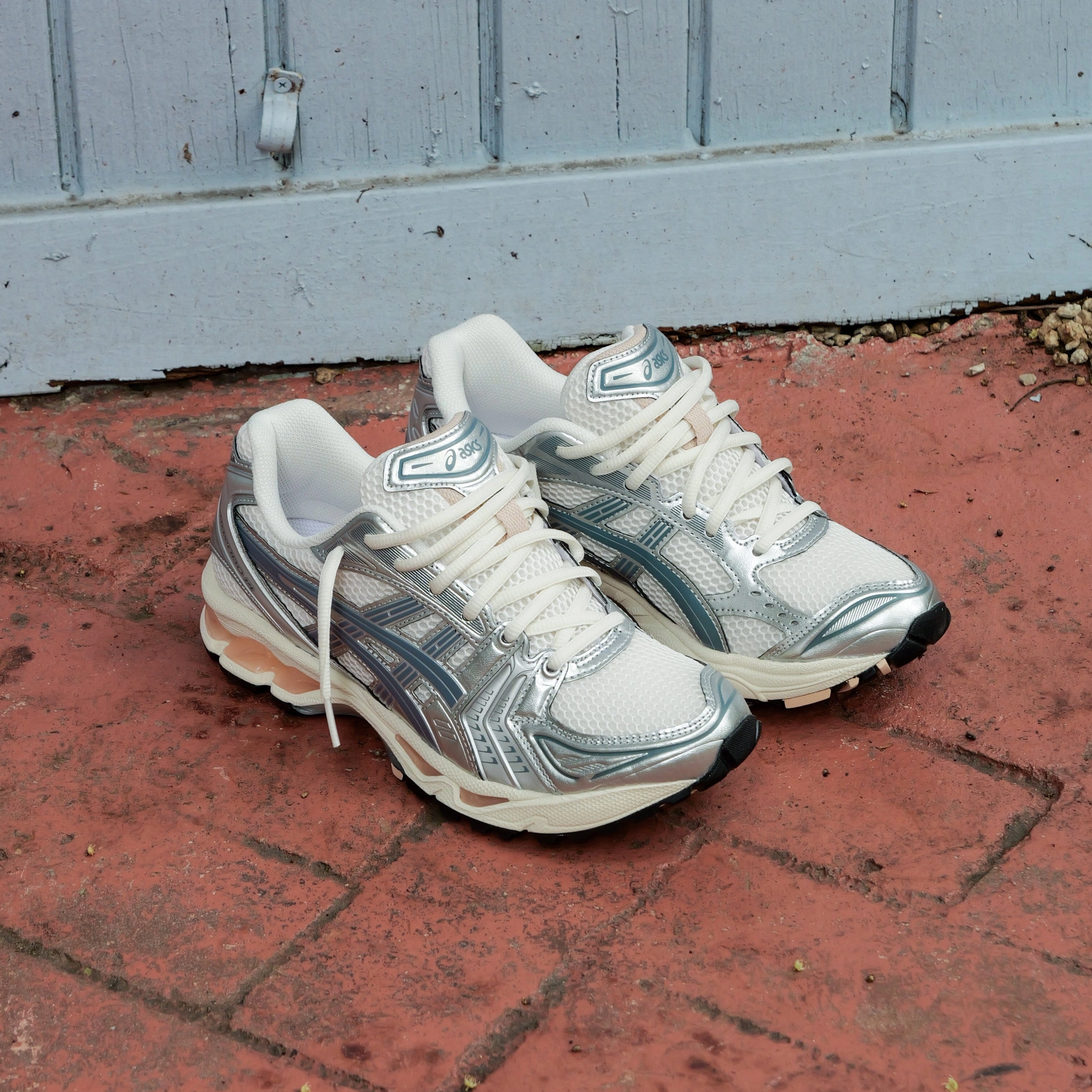 Mens Asics Gel-Kayano 14 (Cream/Ironclad) running shoe close-up shots