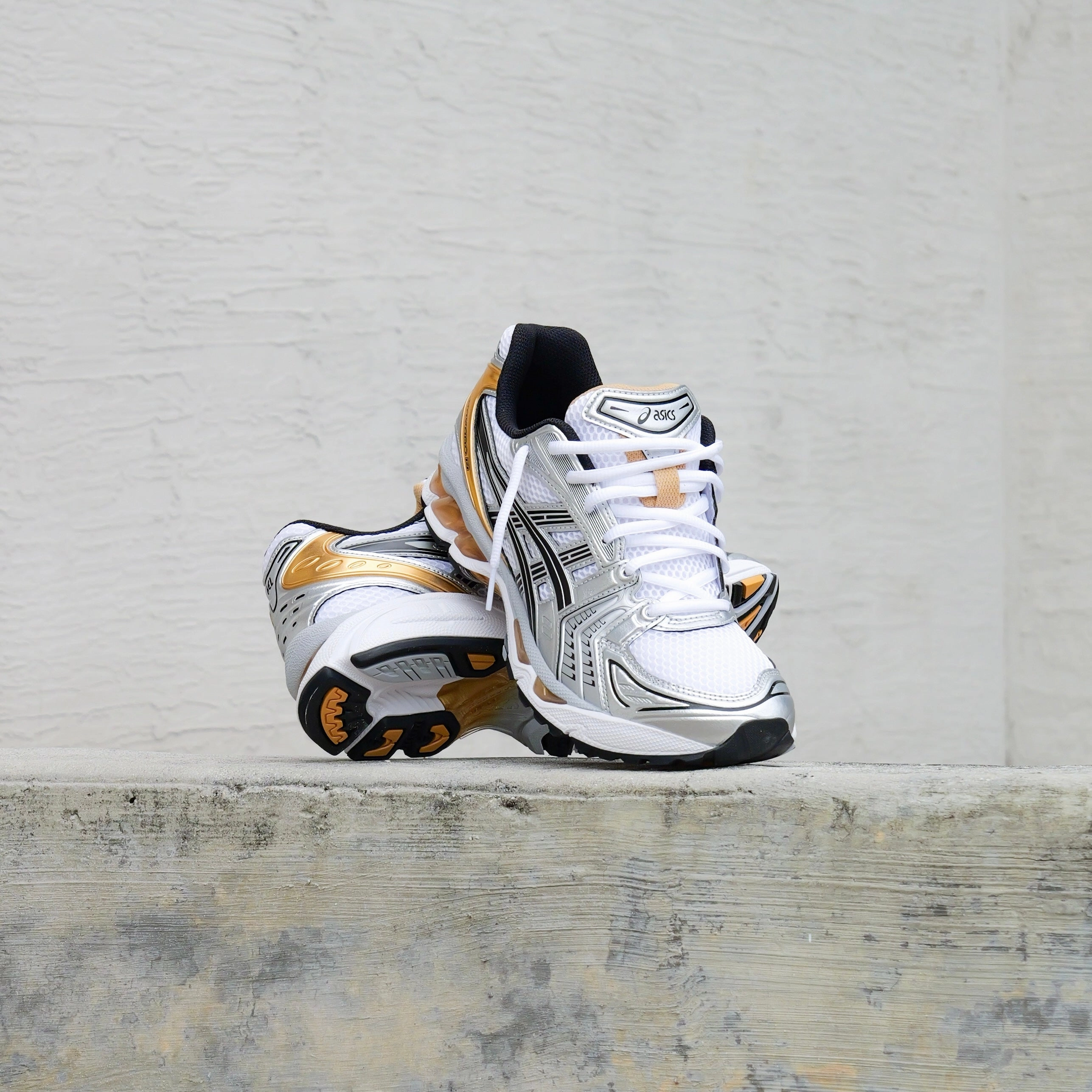 Mens Asics Gel-Kayano 14 (White/Pure Gold) running shoe close-up shots