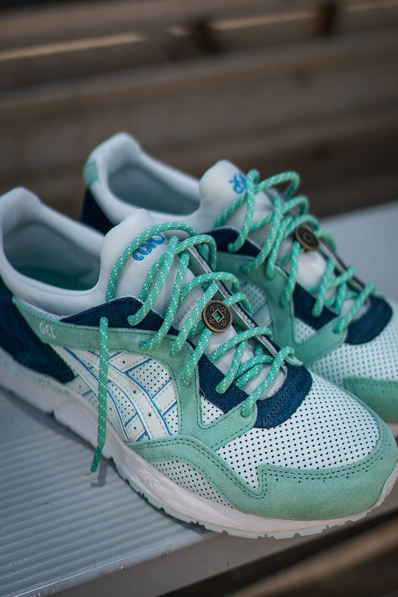 Mens Asics Gel-Lyte 5 Godai (Soothing Sea/Seafoam) running shoe close-up shots