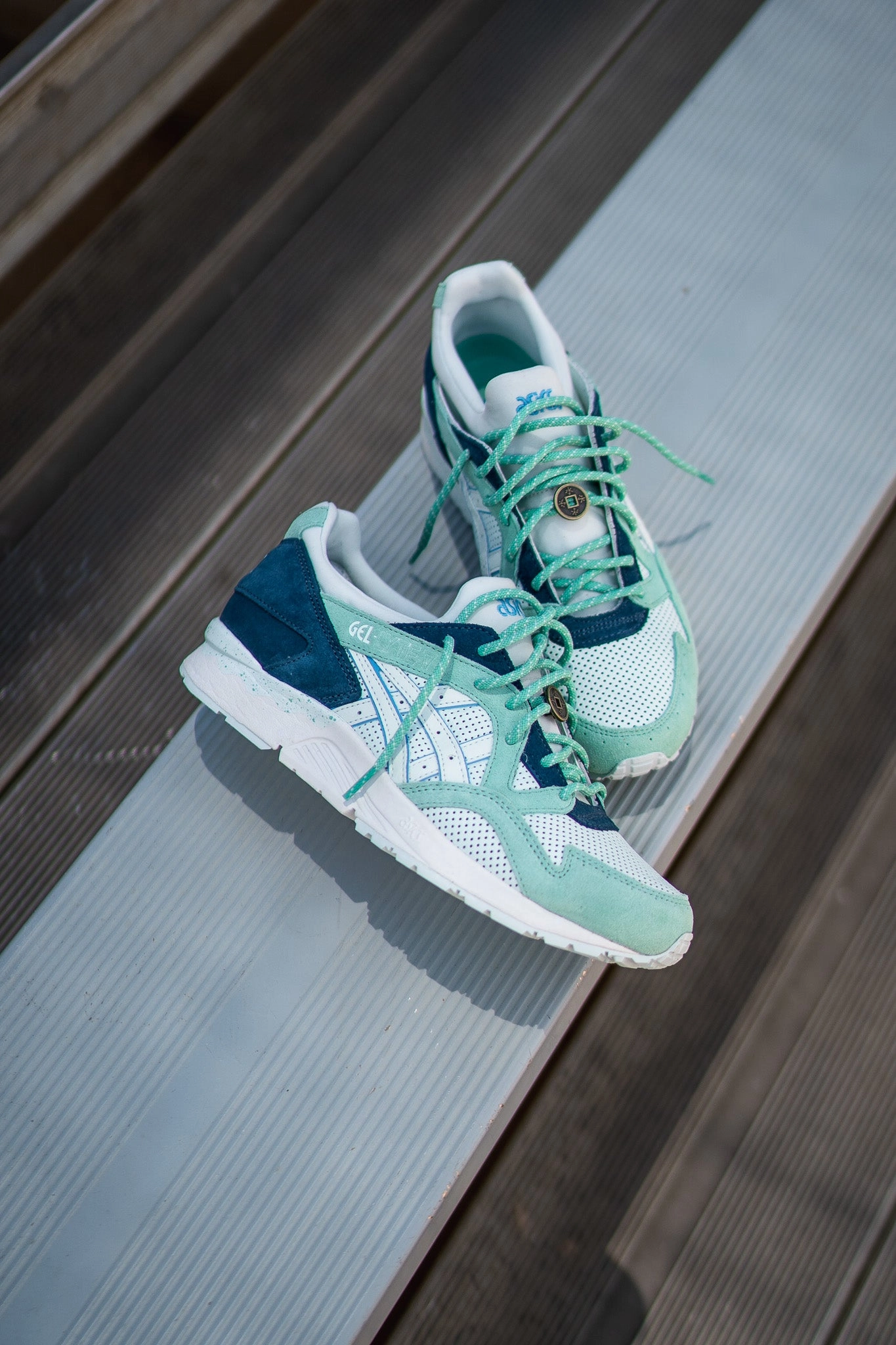 Mens Asics Gel-Lyte 5 Godai (Soothing Sea/Seafoam) running shoe close-up shots