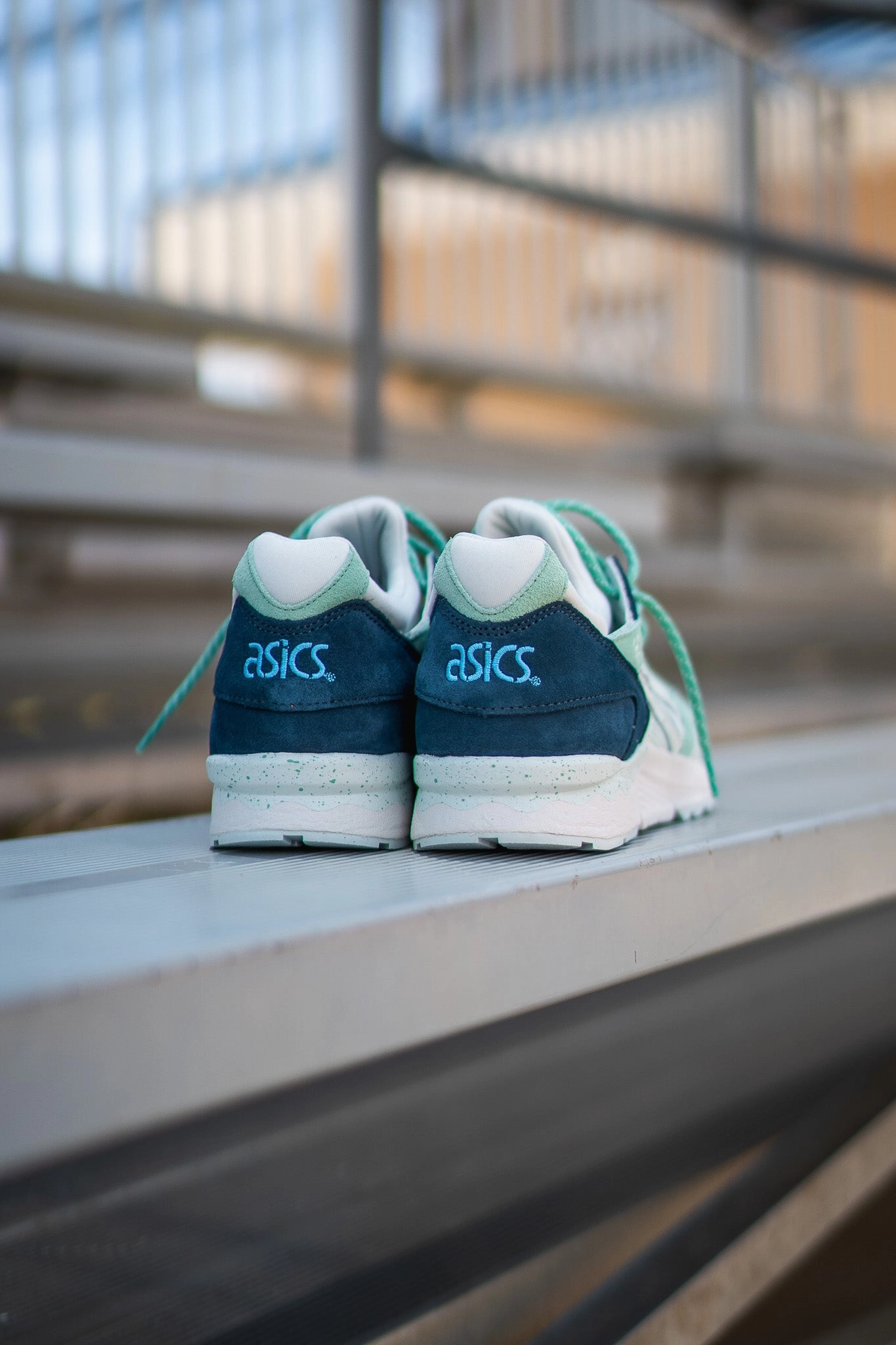 Mens Asics Gel-Lyte 5 Godai (Soothing Sea/Seafoam) running shoe close-up shots
