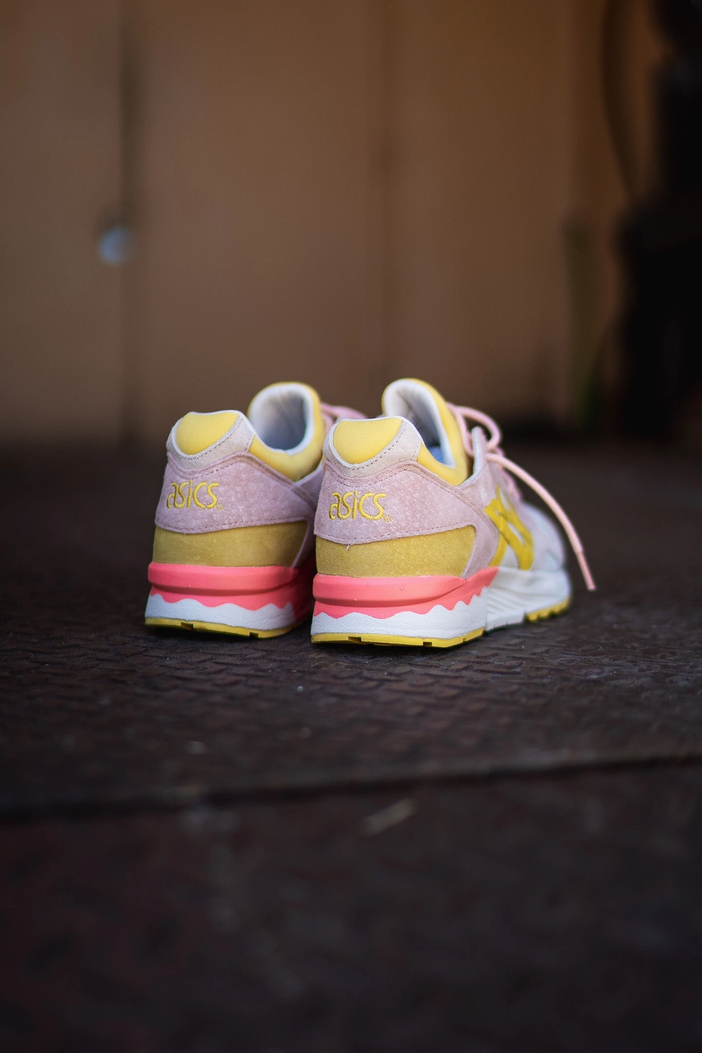 Mens Asics Gel-Lyte 5 Spring In Japan (Cream/Banana Cream) running shoe close-up shots
