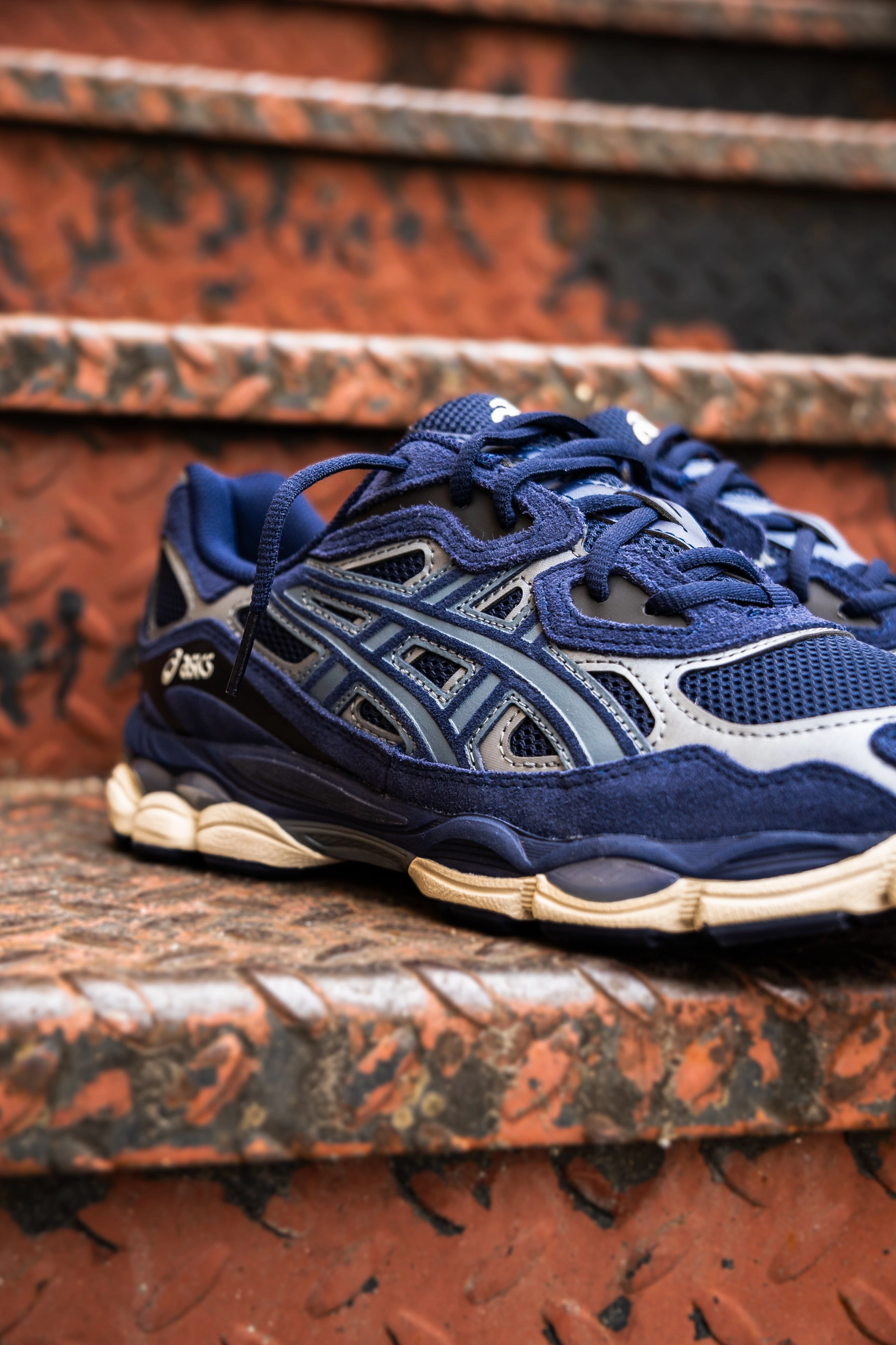 Mens Asics Gel-NYC (Midnight/Midnight) running shoe close-up shots