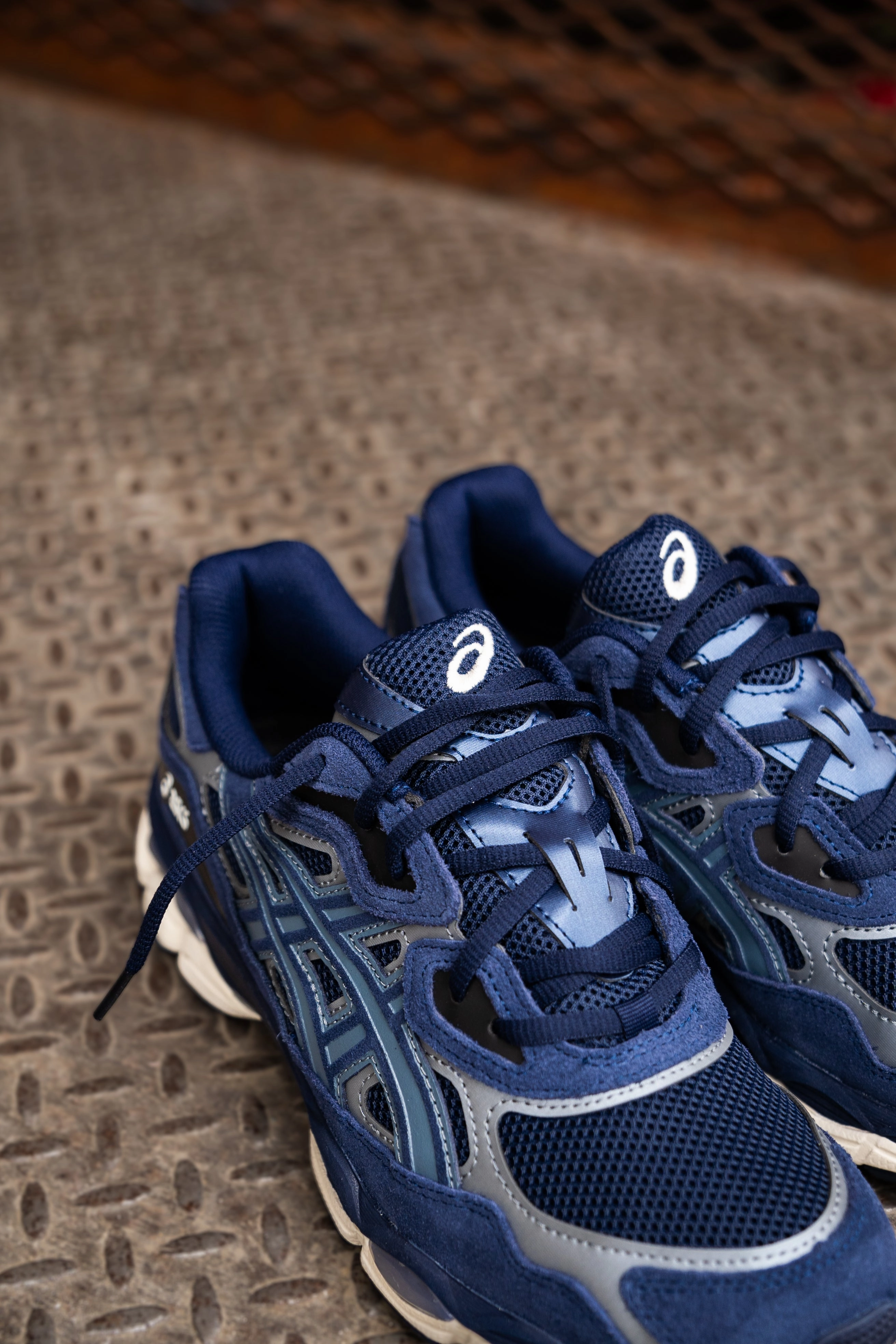 Mens Asics Gel-NYC (Midnight/Midnight) running shoe close-up shots