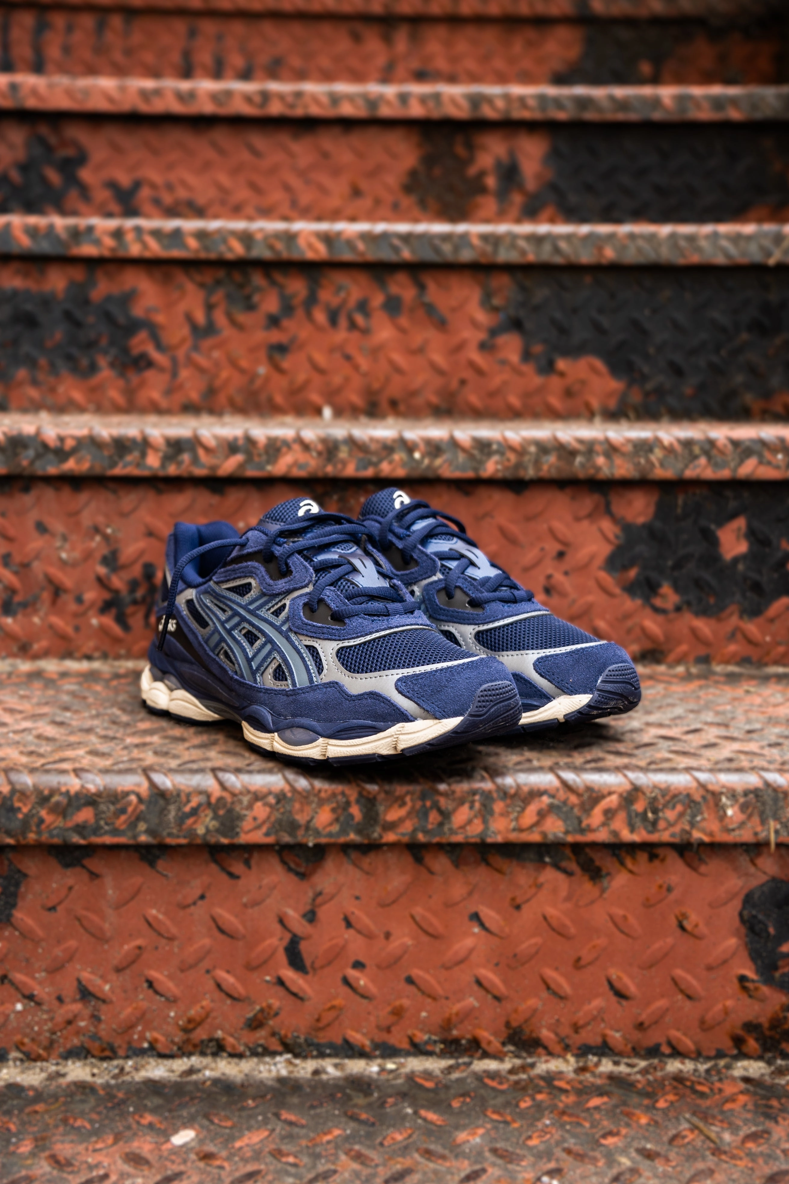 Mens Asics Gel-NYC (Midnight/Midnight) running shoe close-up shots