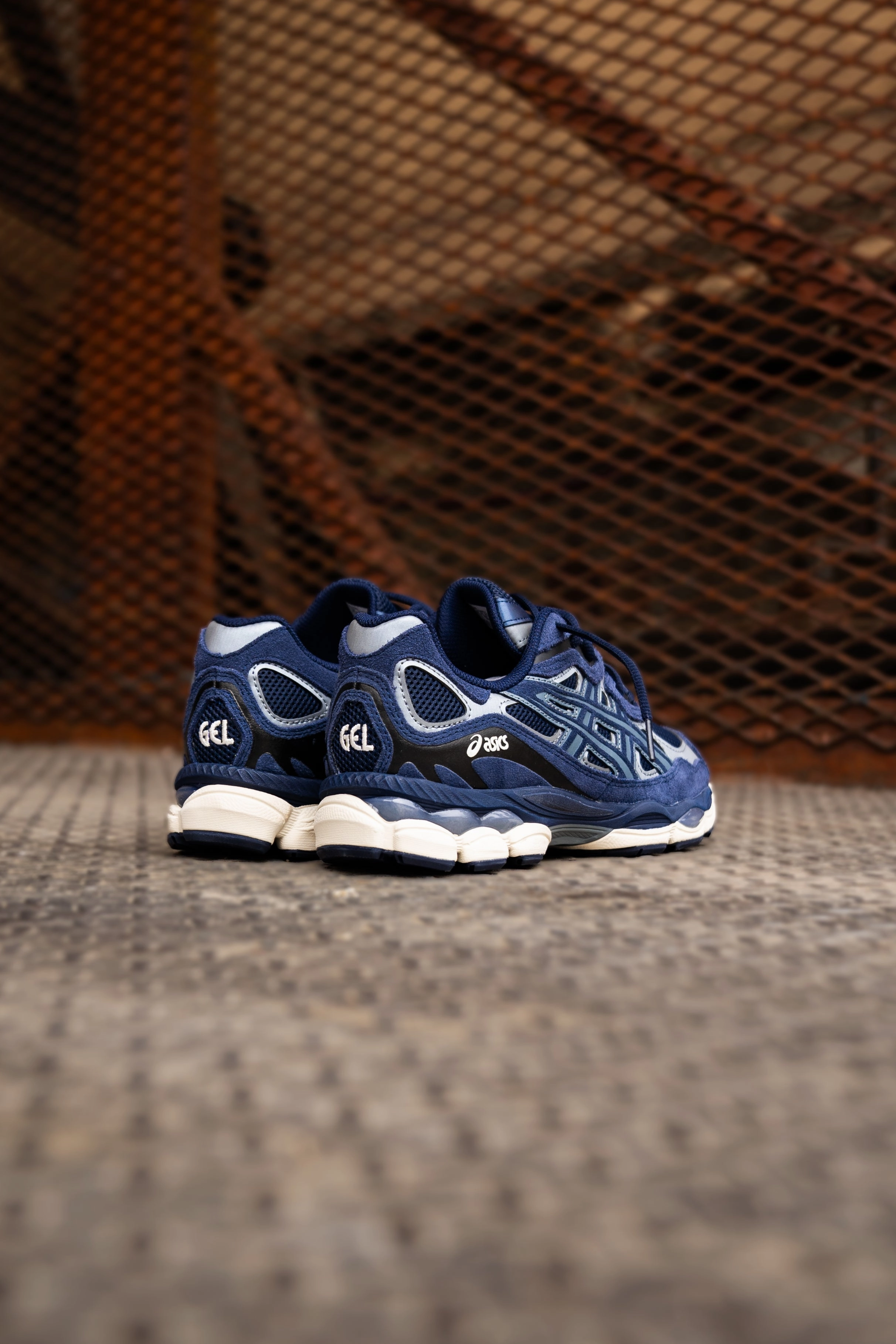 Mens Asics Gel-NYC (Midnight/Midnight) running shoe close-up shots