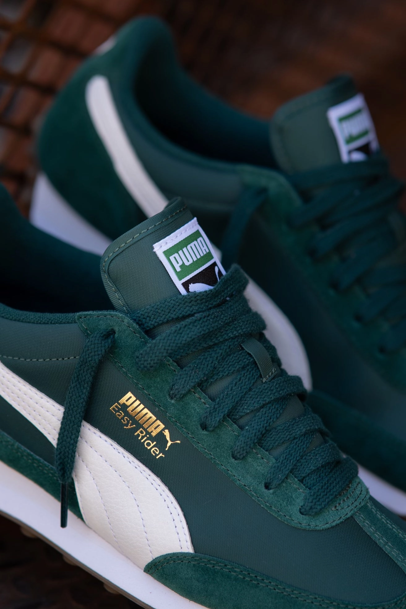 Mens Puma Easy Rider Vintage (Dark Myrtle/Puma White) Puma athletic shoe visuals