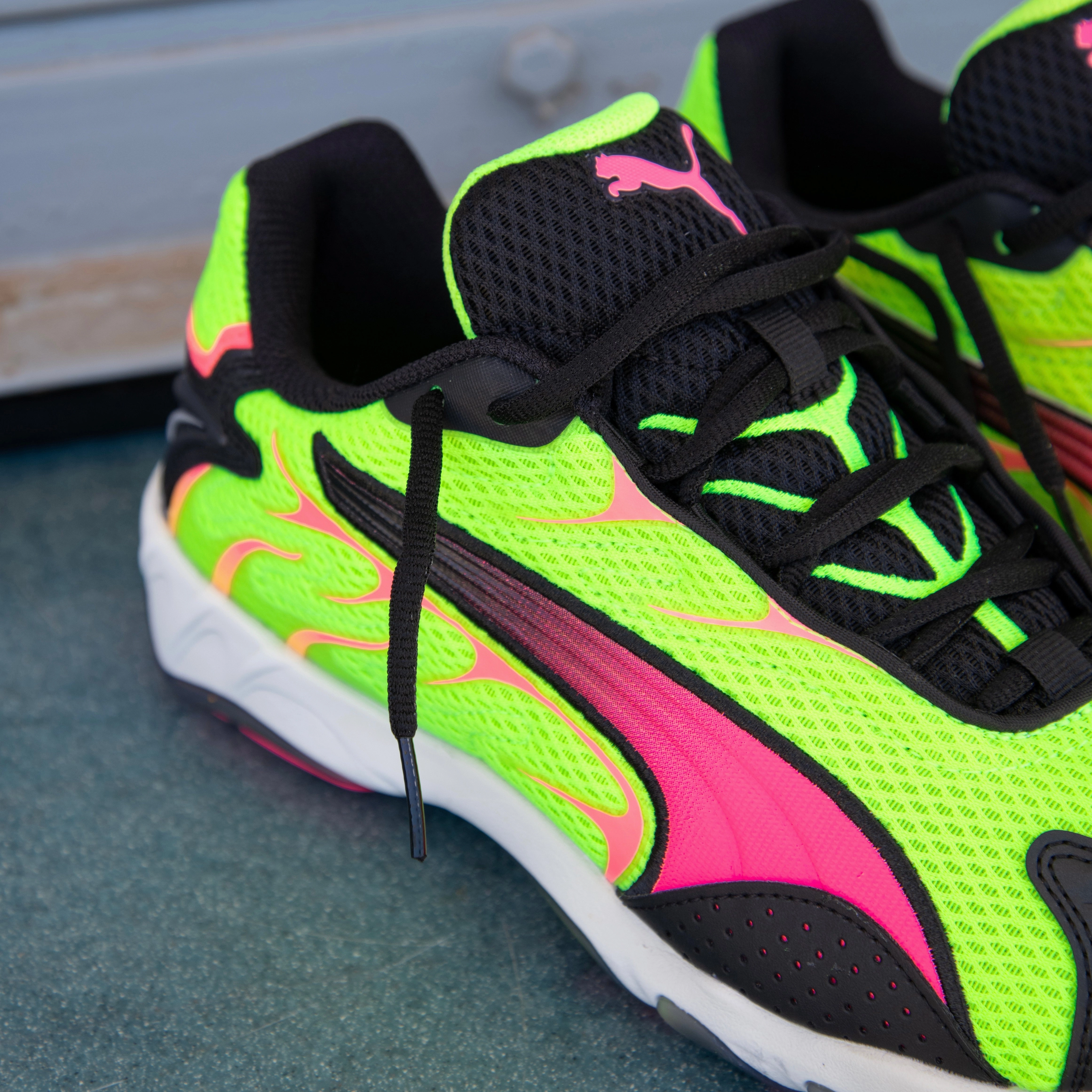 Mens Puma Inhale (Yellow Alert/Sun Struck) Puma athletic shoe visuals