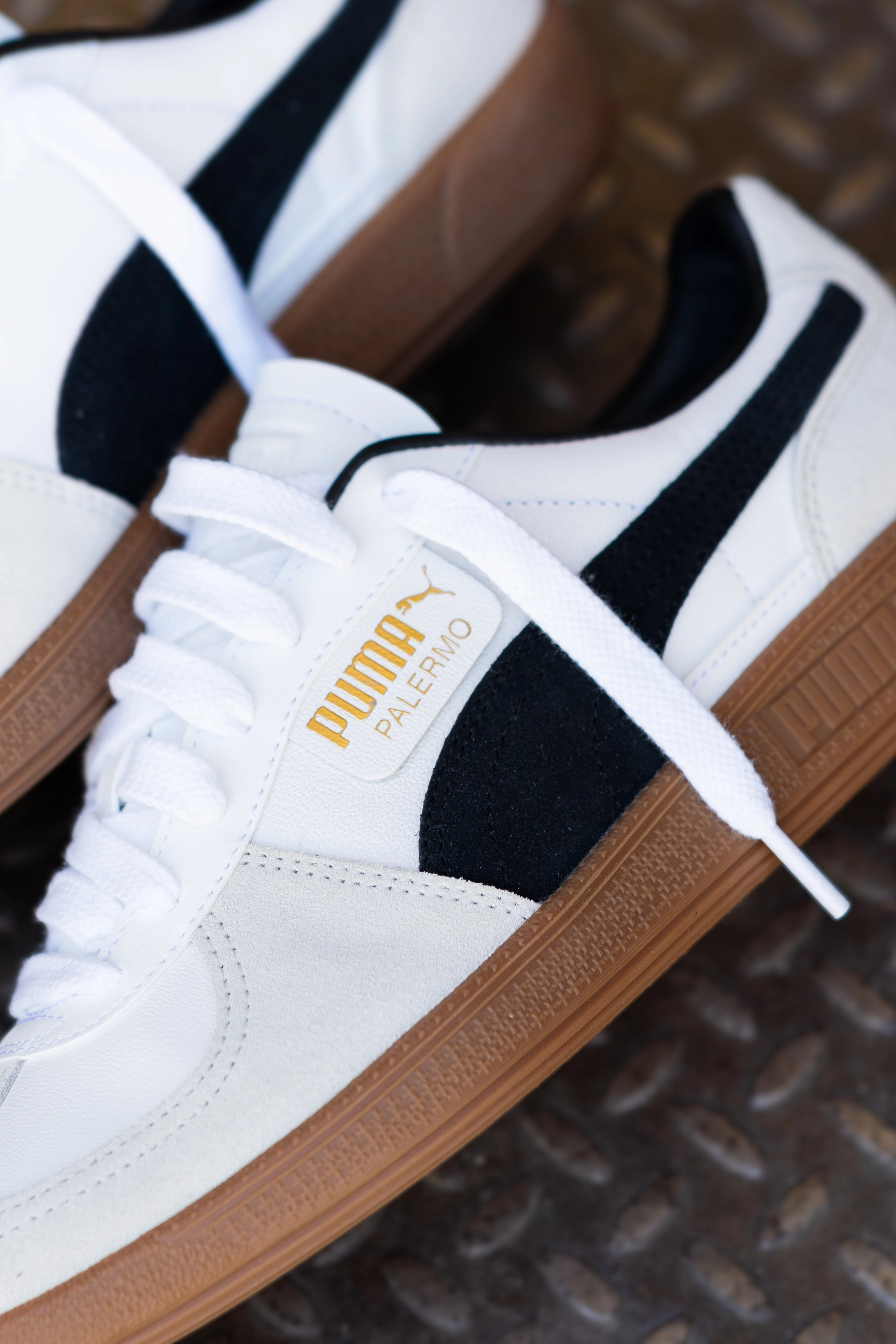 Mens Puma Palermo LTH (White/Black) Puma athletic shoe visuals
