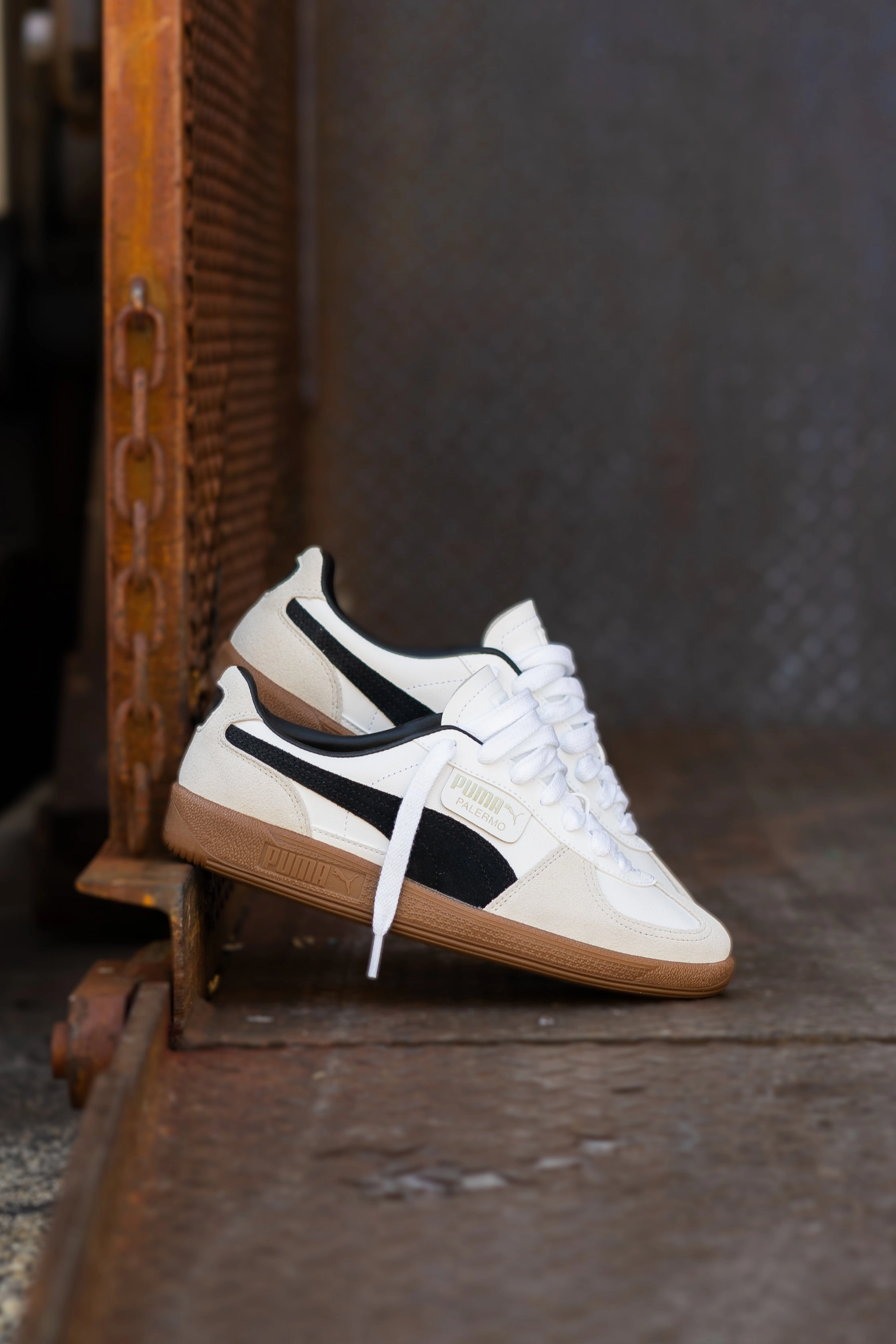 Mens Puma Palermo LTH (White/Black) Puma athletic shoe visuals